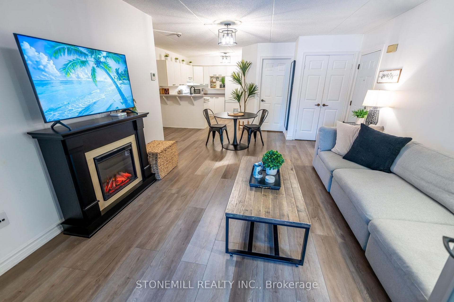 #118- 2030 Cleaver Avenue — property photo