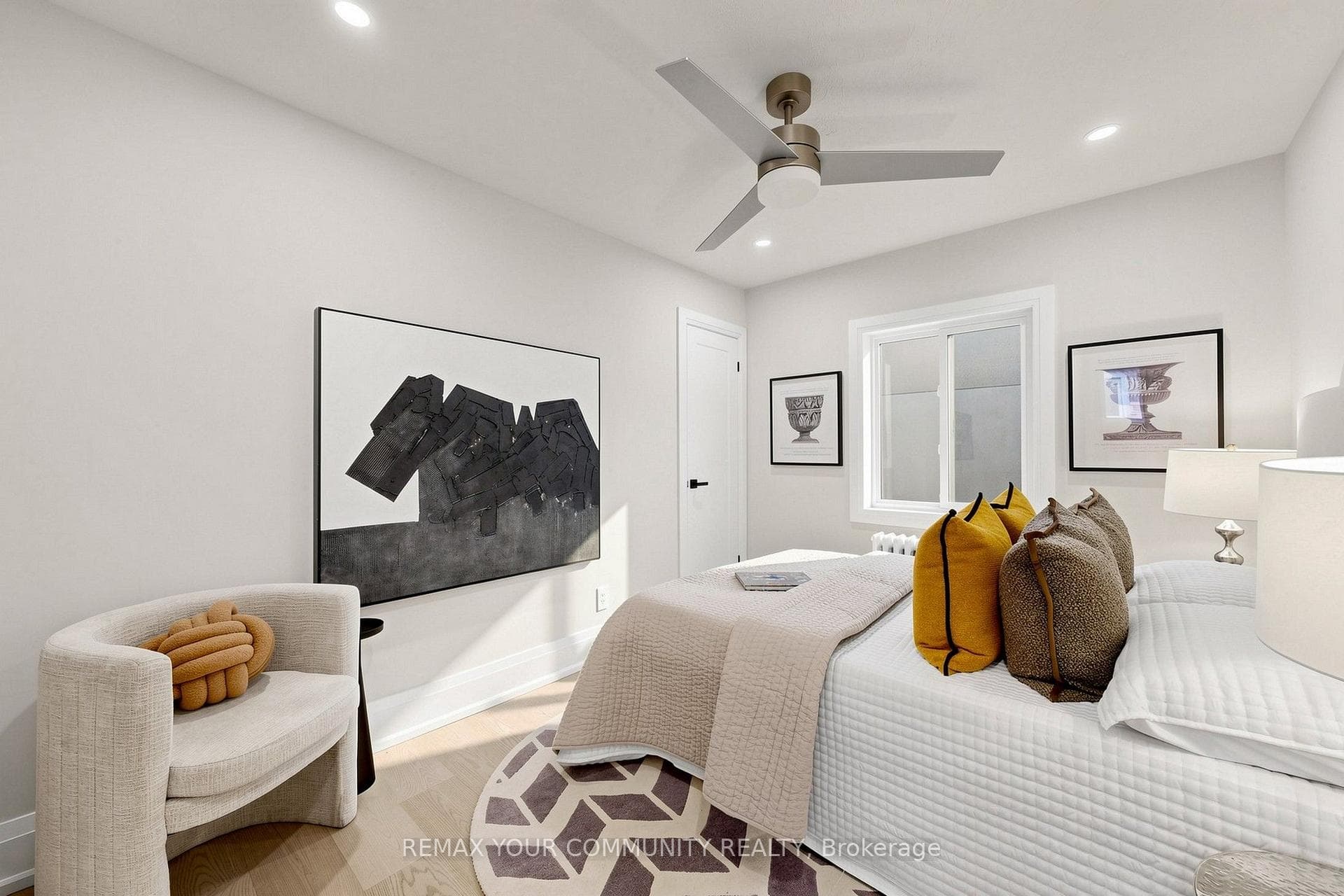 351 Fairlawn Avenue — property photo