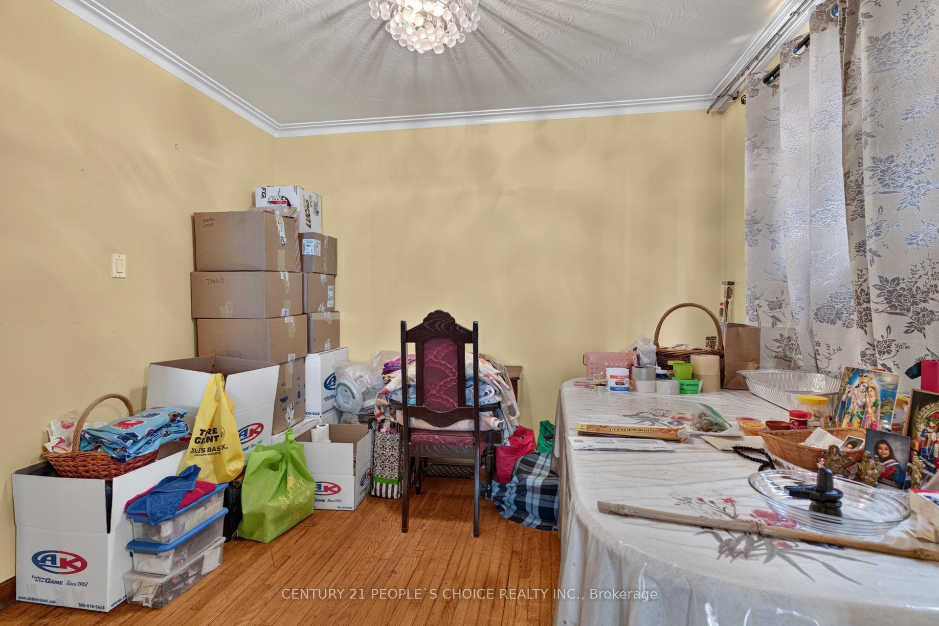 750 Jane Street — property photo