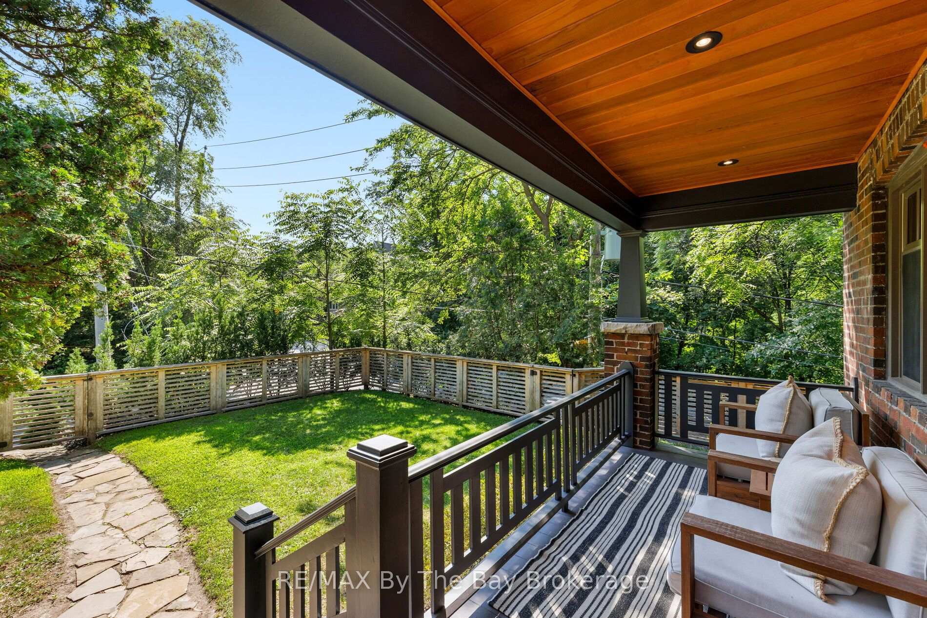 44 Rambert Crescent — property photo