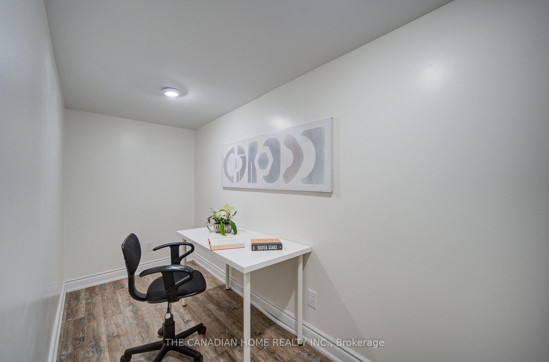 1599 Brandy Court — property photo