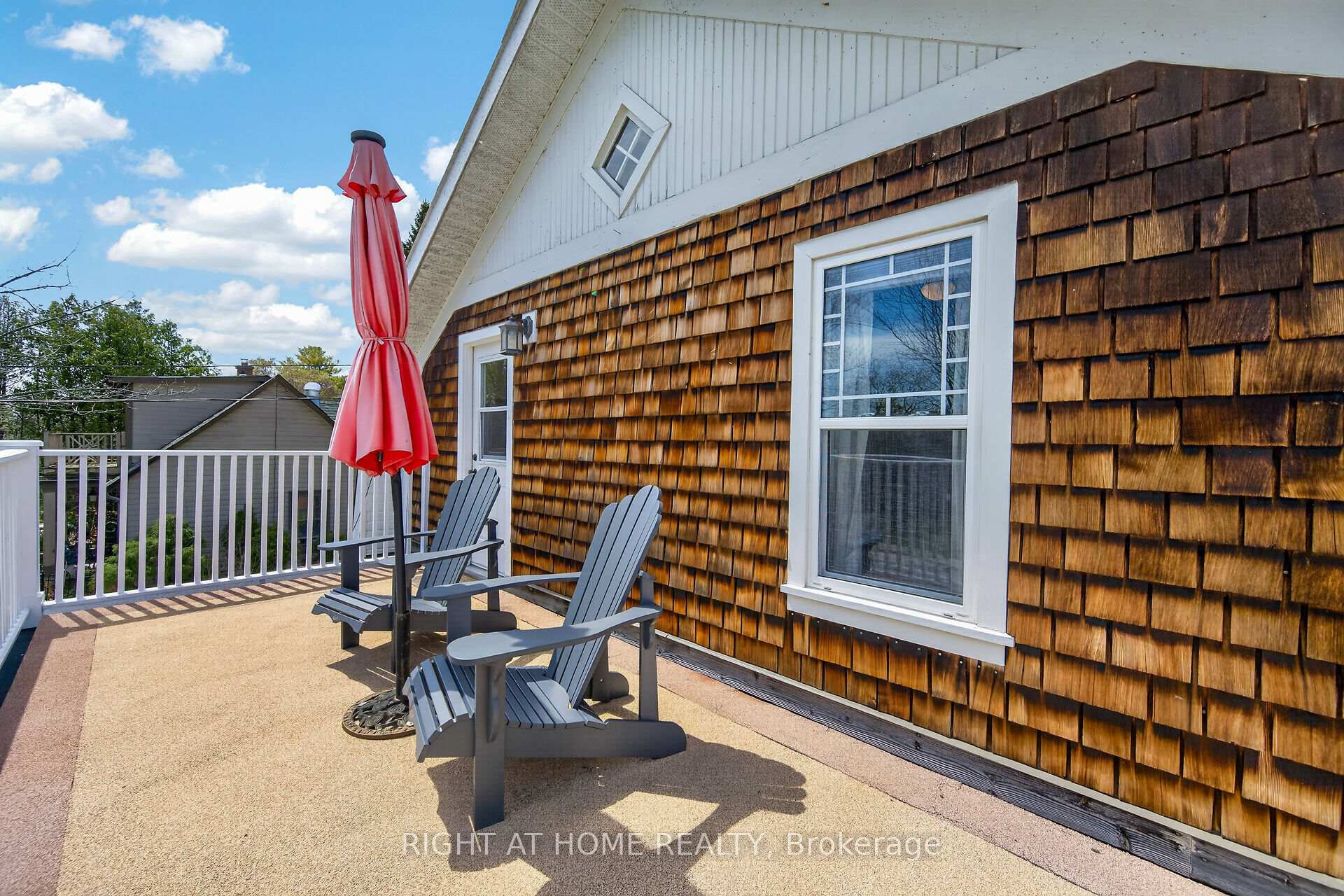 46 Bay Street — property photo