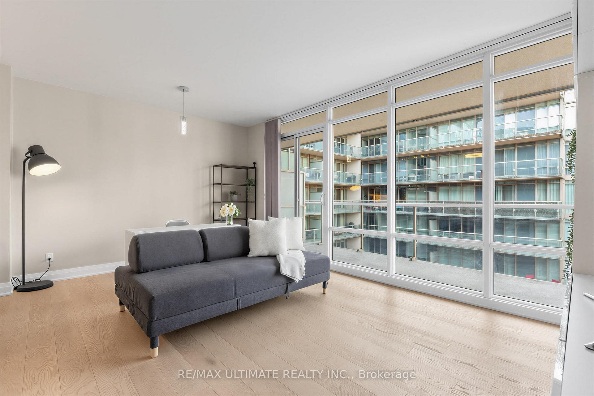 603- 1 Bedford Road — property photo