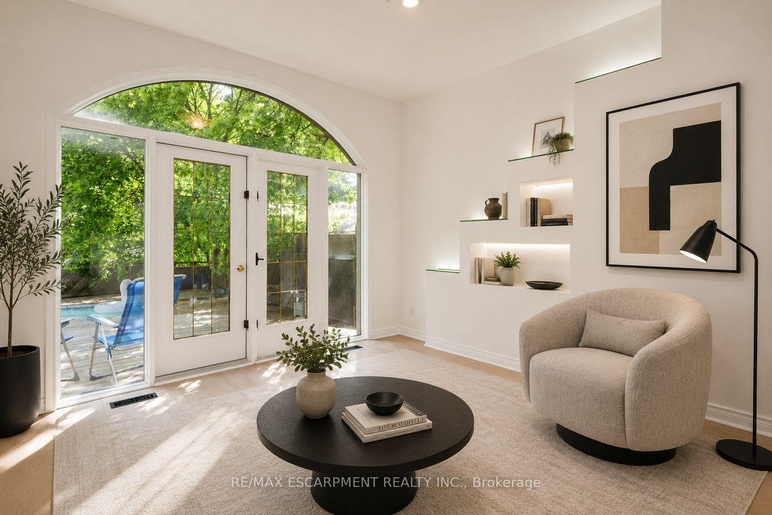 78 West River Street — property photo