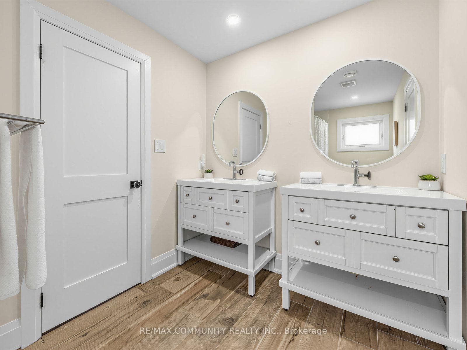 38 Robmar Street — property photo