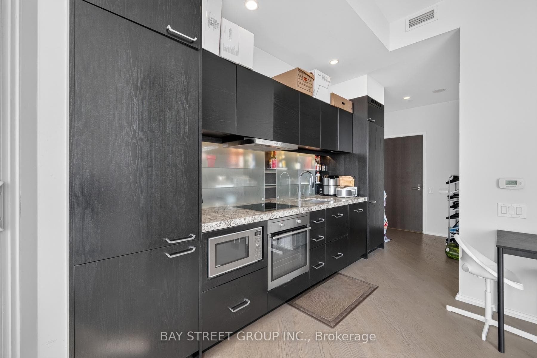 5102- 45 Charles Street — property photo