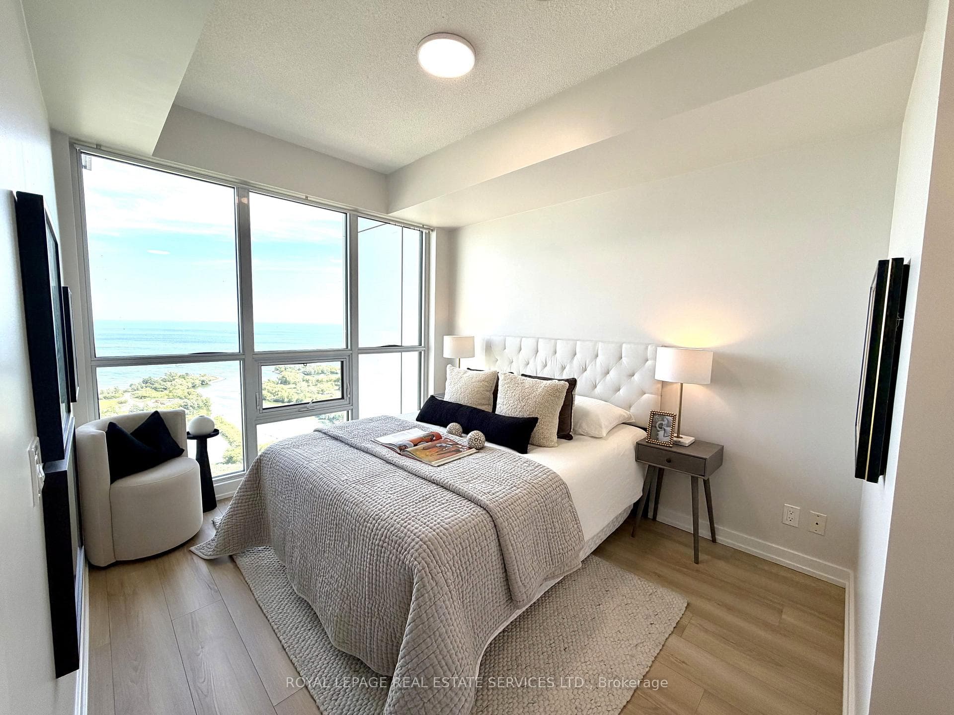 3310- 2200 Lake Shore Boulevard — property photo