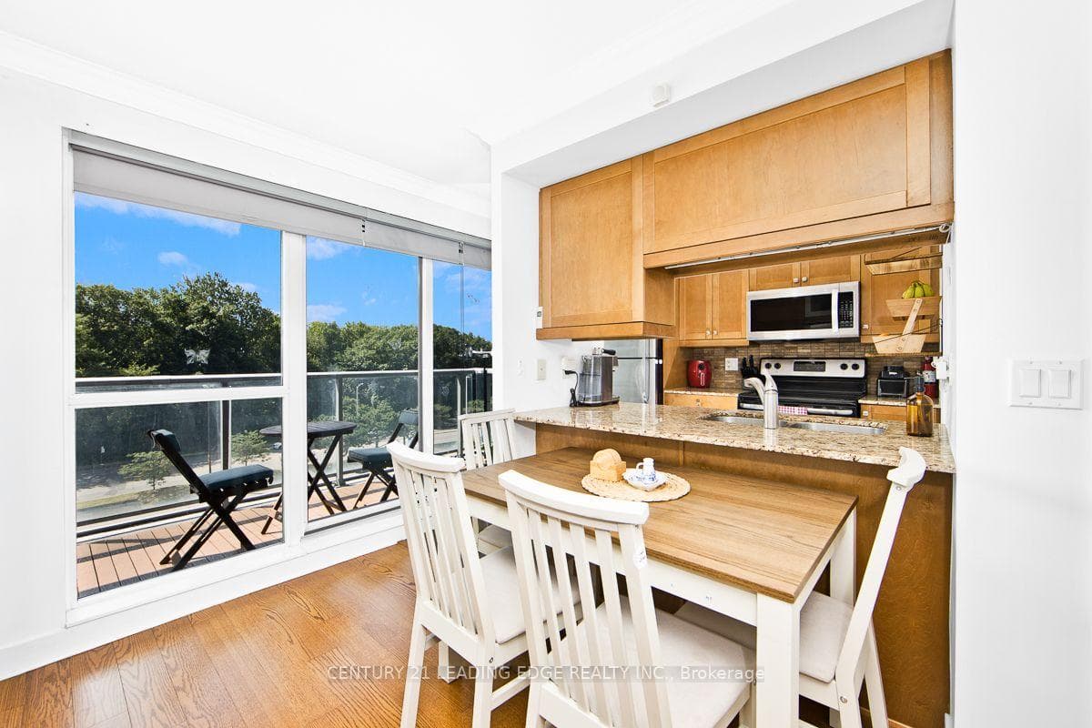 411- 50 TOWN CENTRE Court — property photo