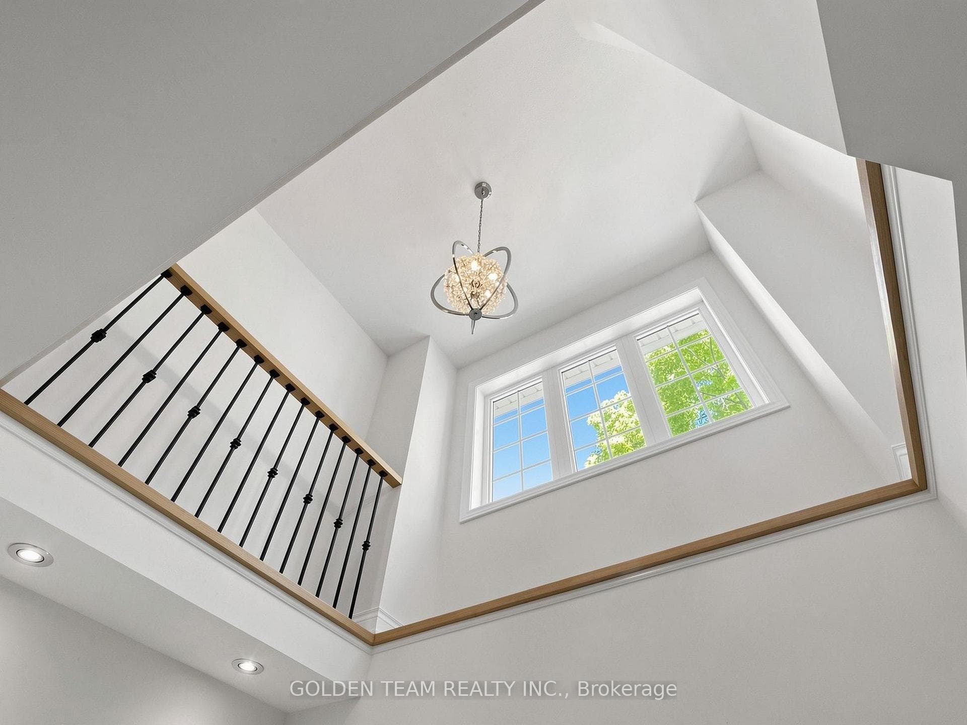 31 Brookhaven Crescent — property photo