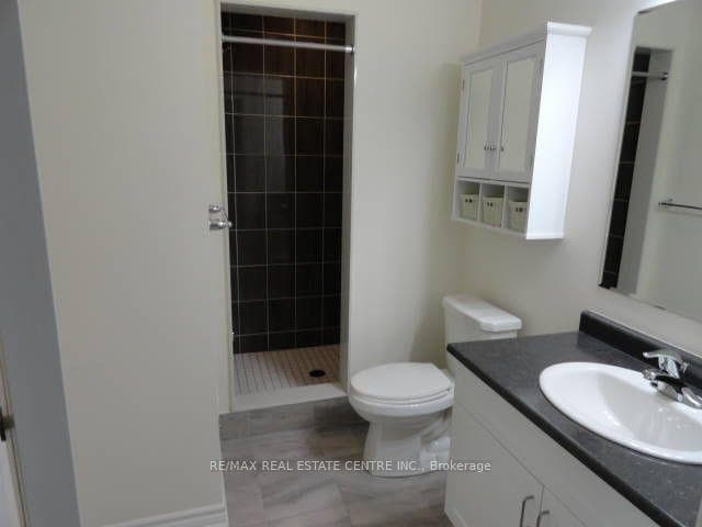 1084 Silk Street — property photo