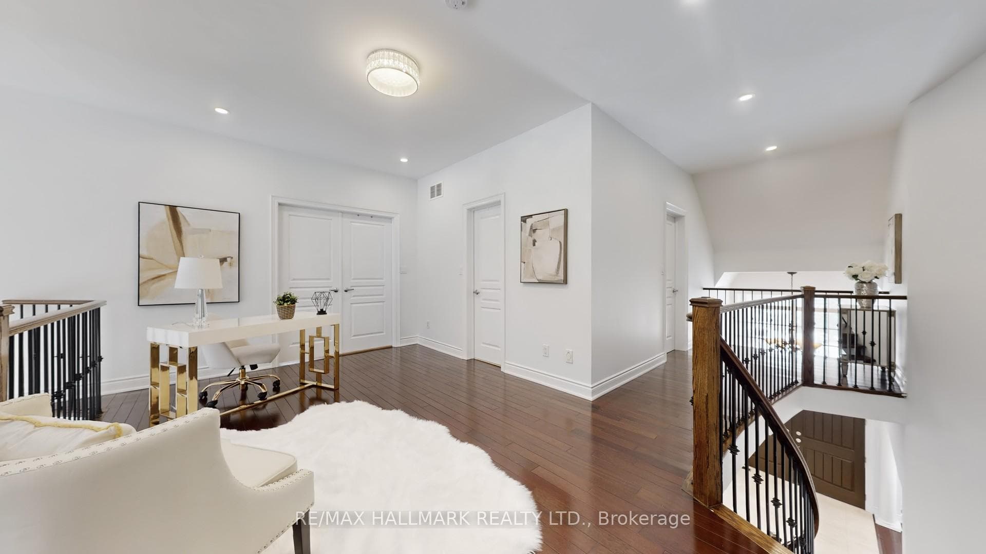 11 Pagean Drive — property photo