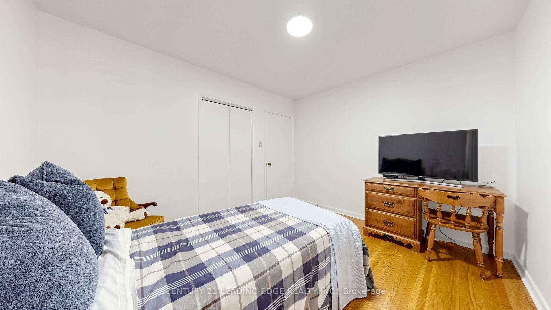 11 Colwick Dr Drive — property photo