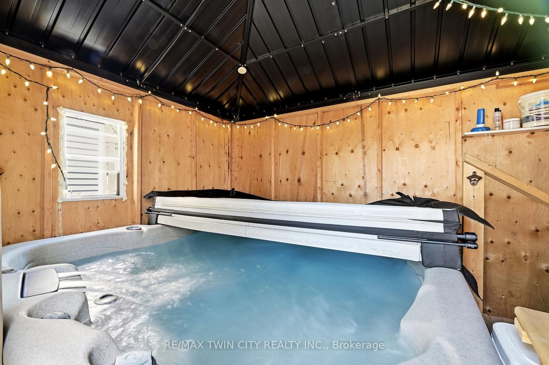 23 Britannia Avenue — property photo