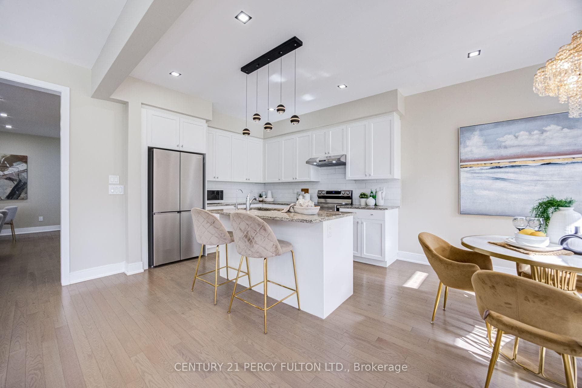 34- 400 Finch Avenue — property photo