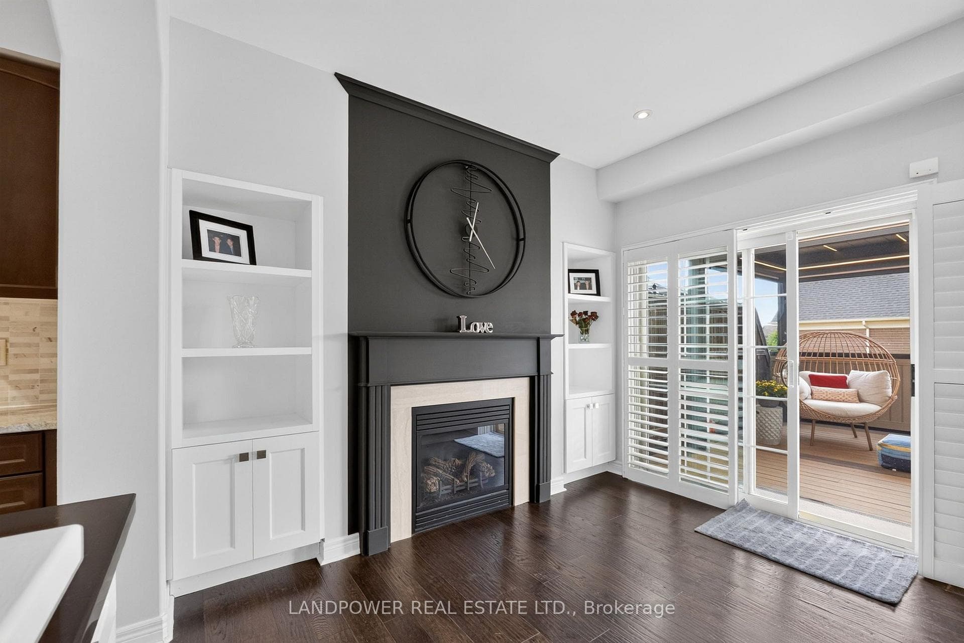 23 Donald Buttress Boulevard — property photo