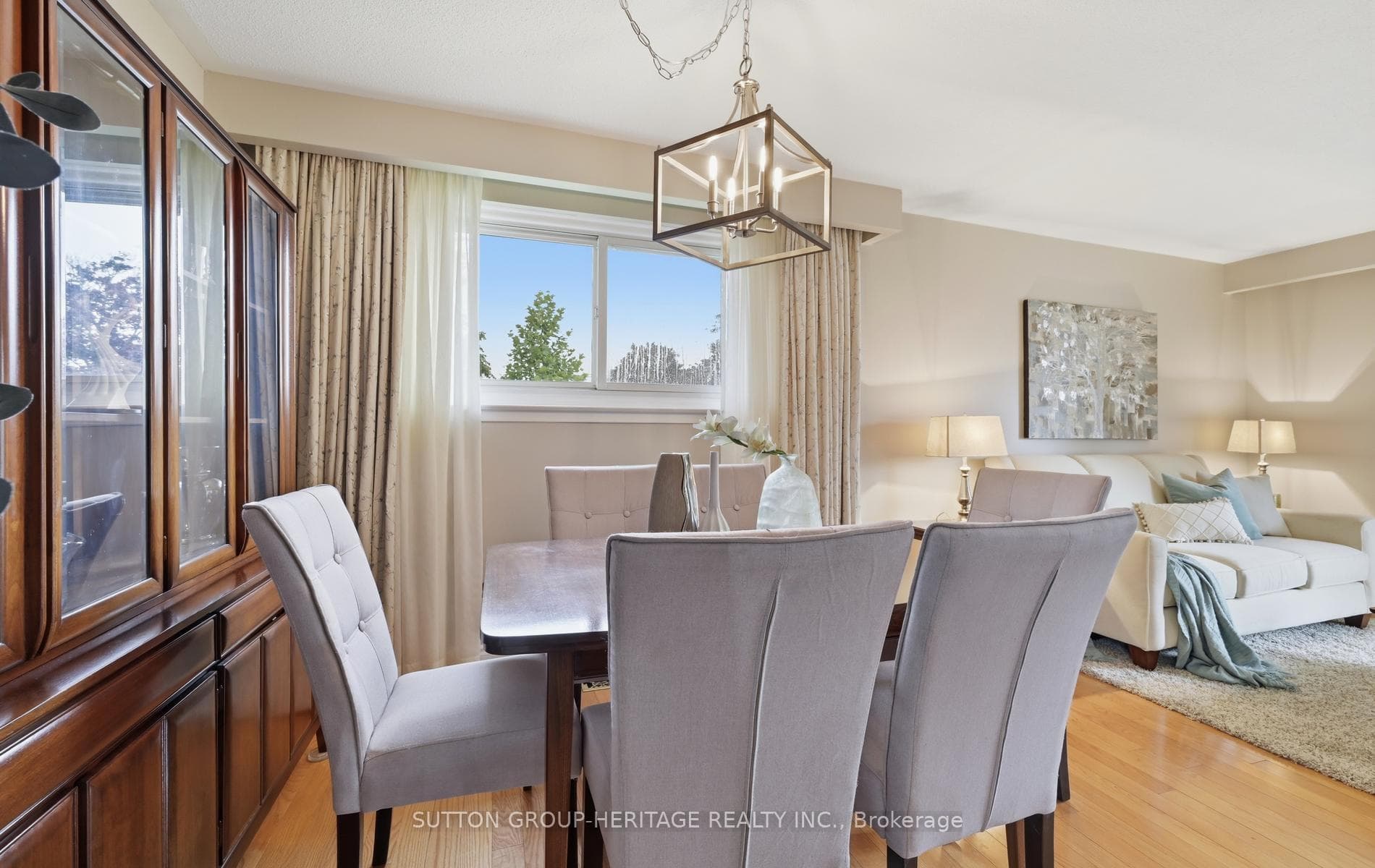 14 GREGORY Road — property photo