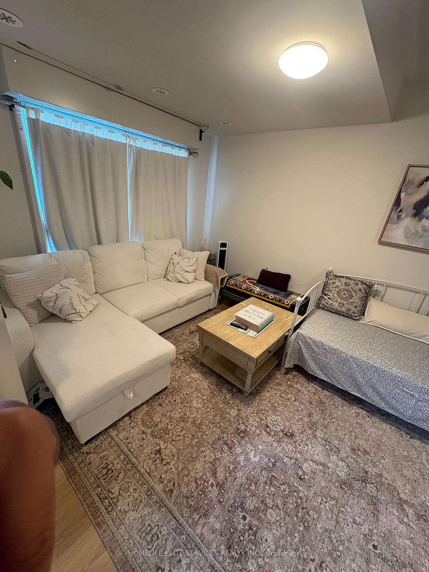 485 Beresford Path — property photo