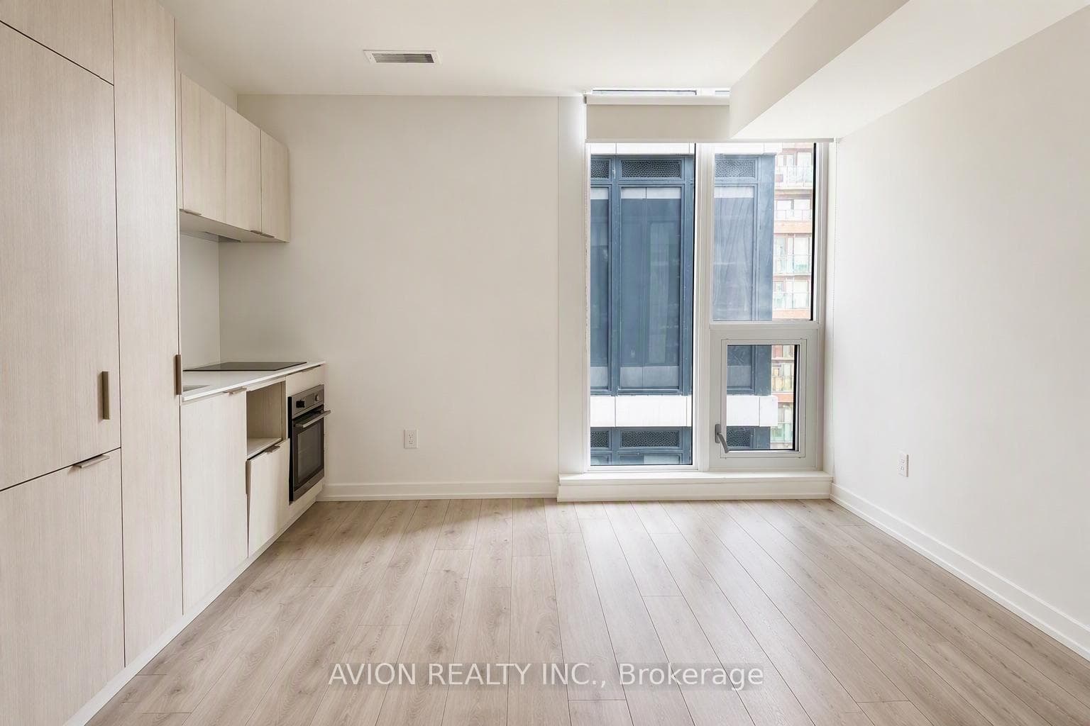 731- 77 Shuter Street — property photo