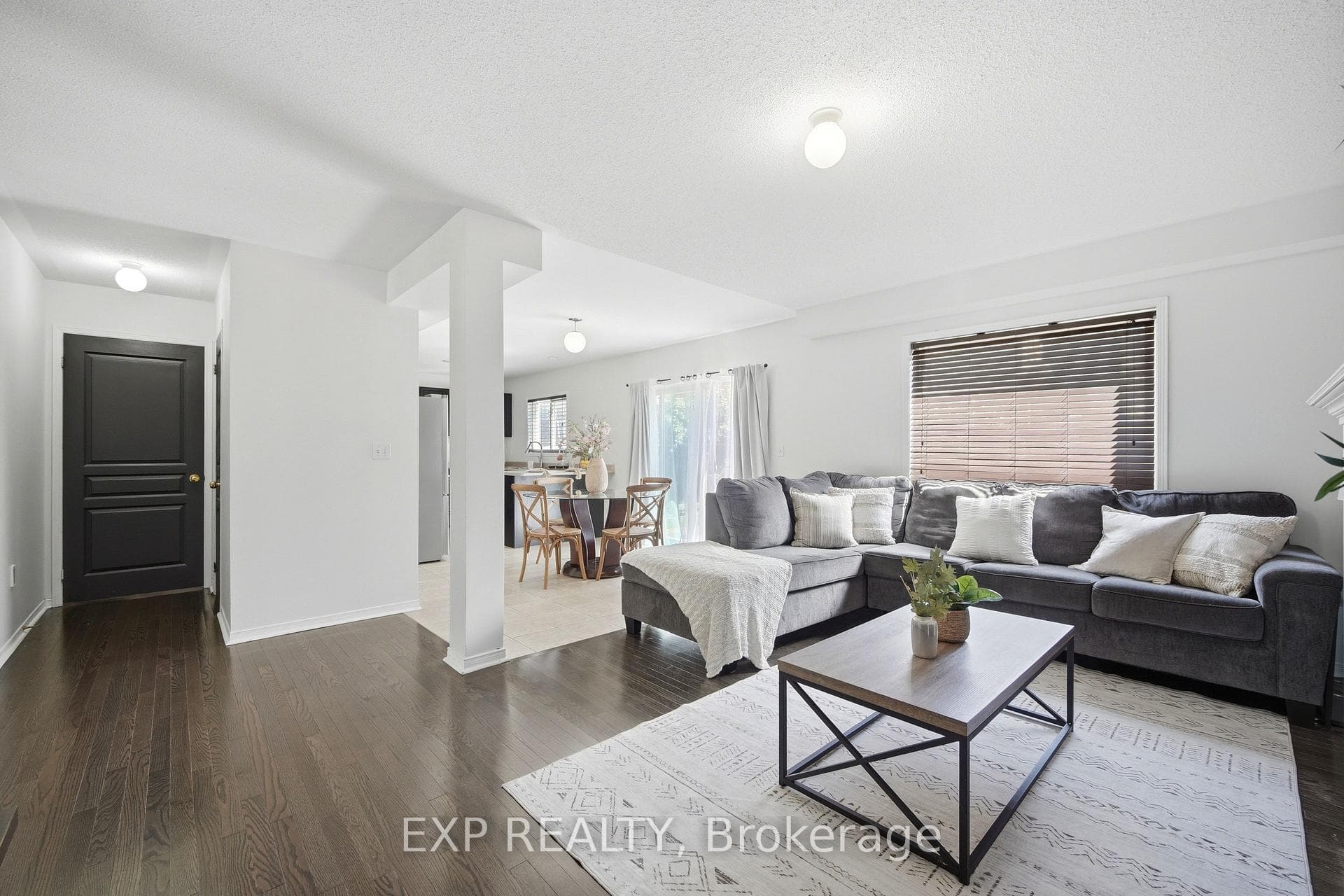 579 Shaftsbury Street — property photo