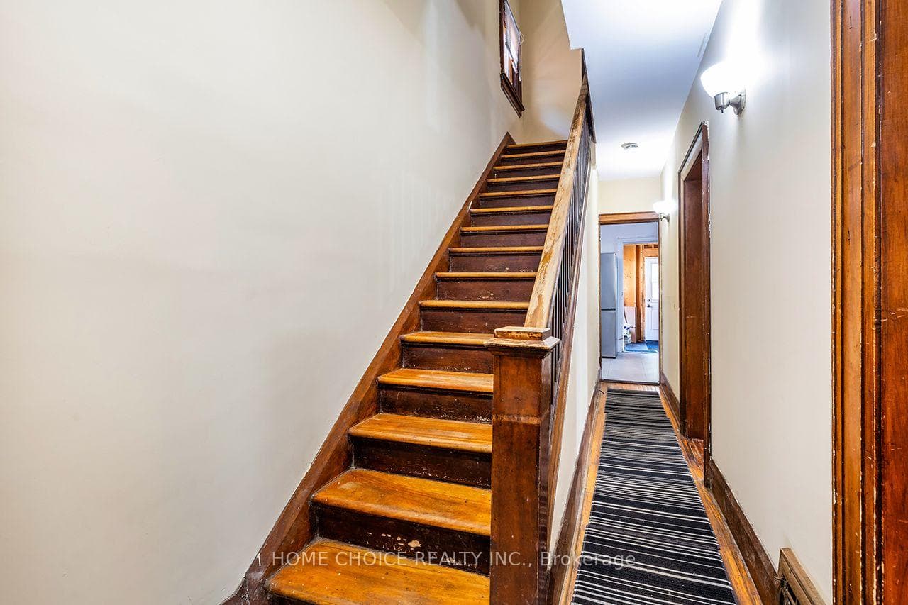 39 Burk Street — property photo