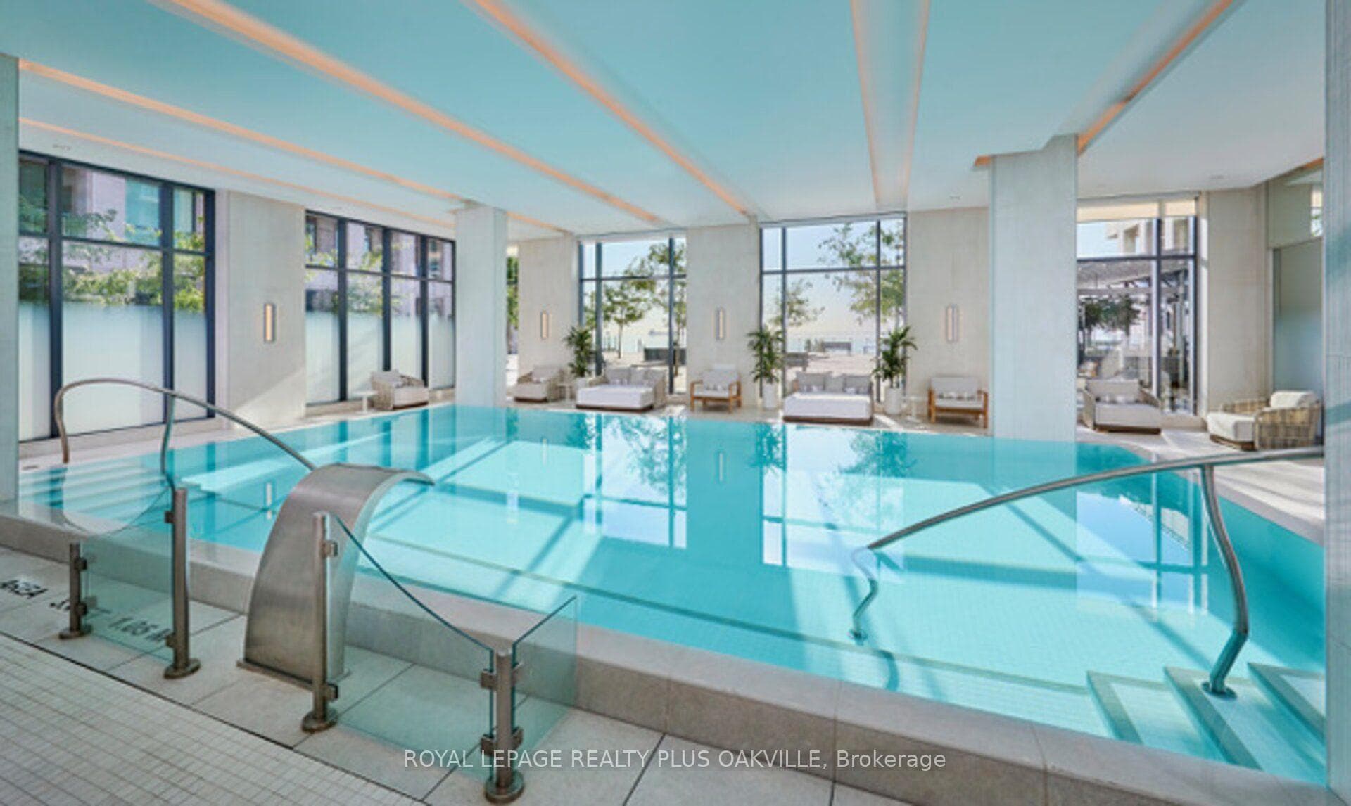 303- 2060 Lakeshore Road — property photo