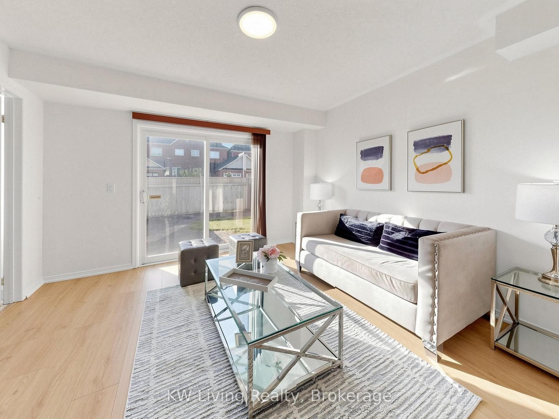 3385 Southwick Street — property photo