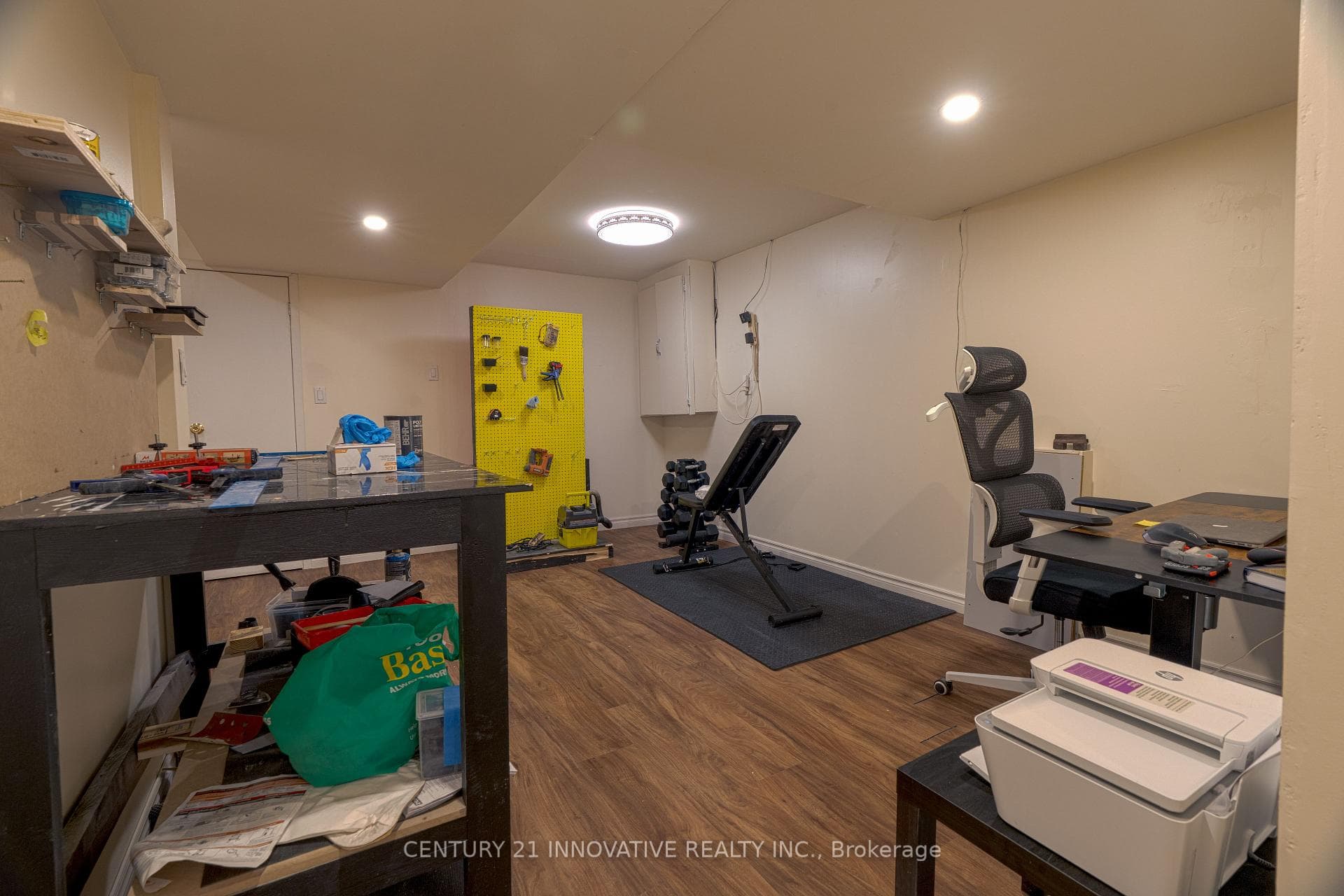 35 Magill Drive — property photo