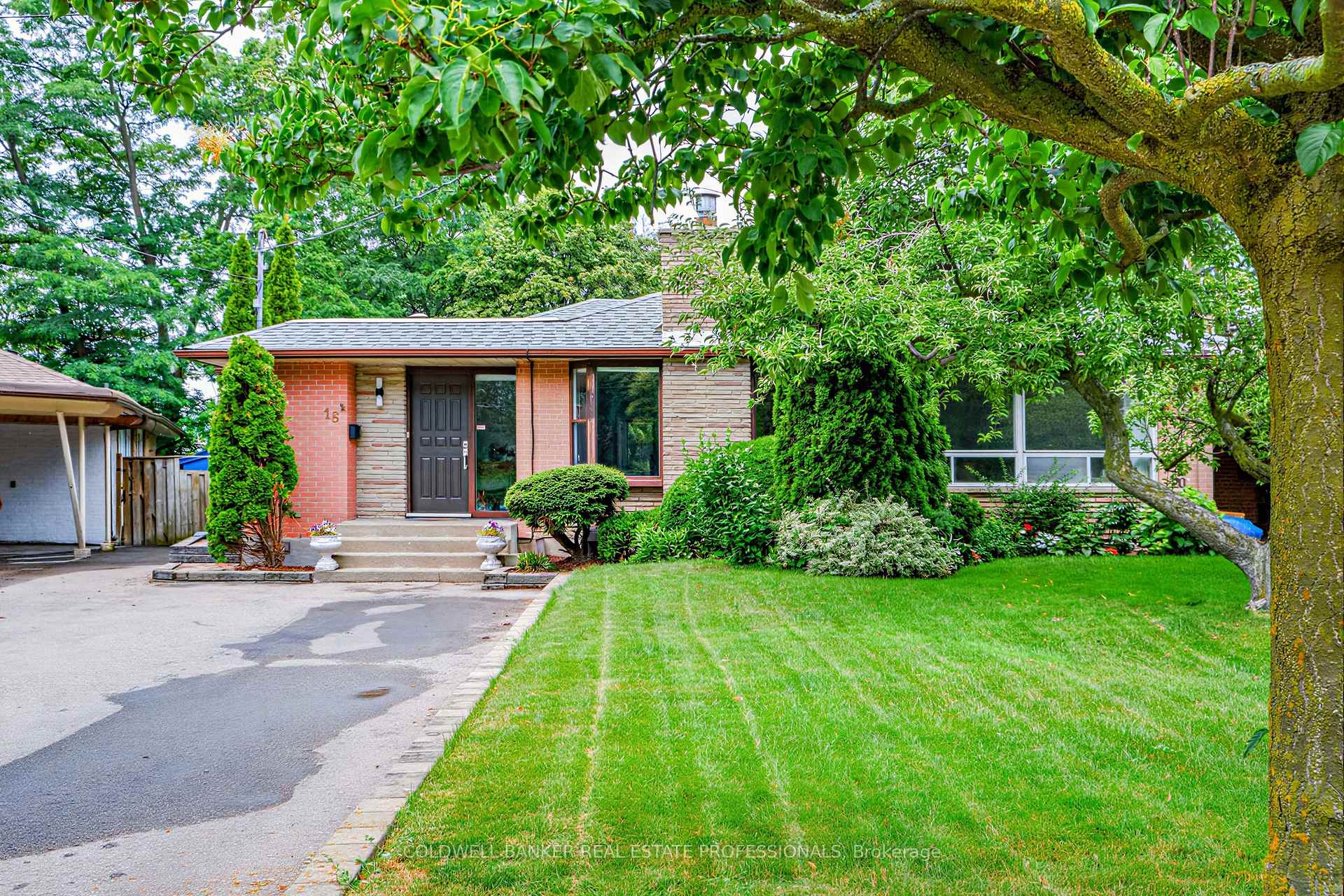 18 Tuna Court — property photo