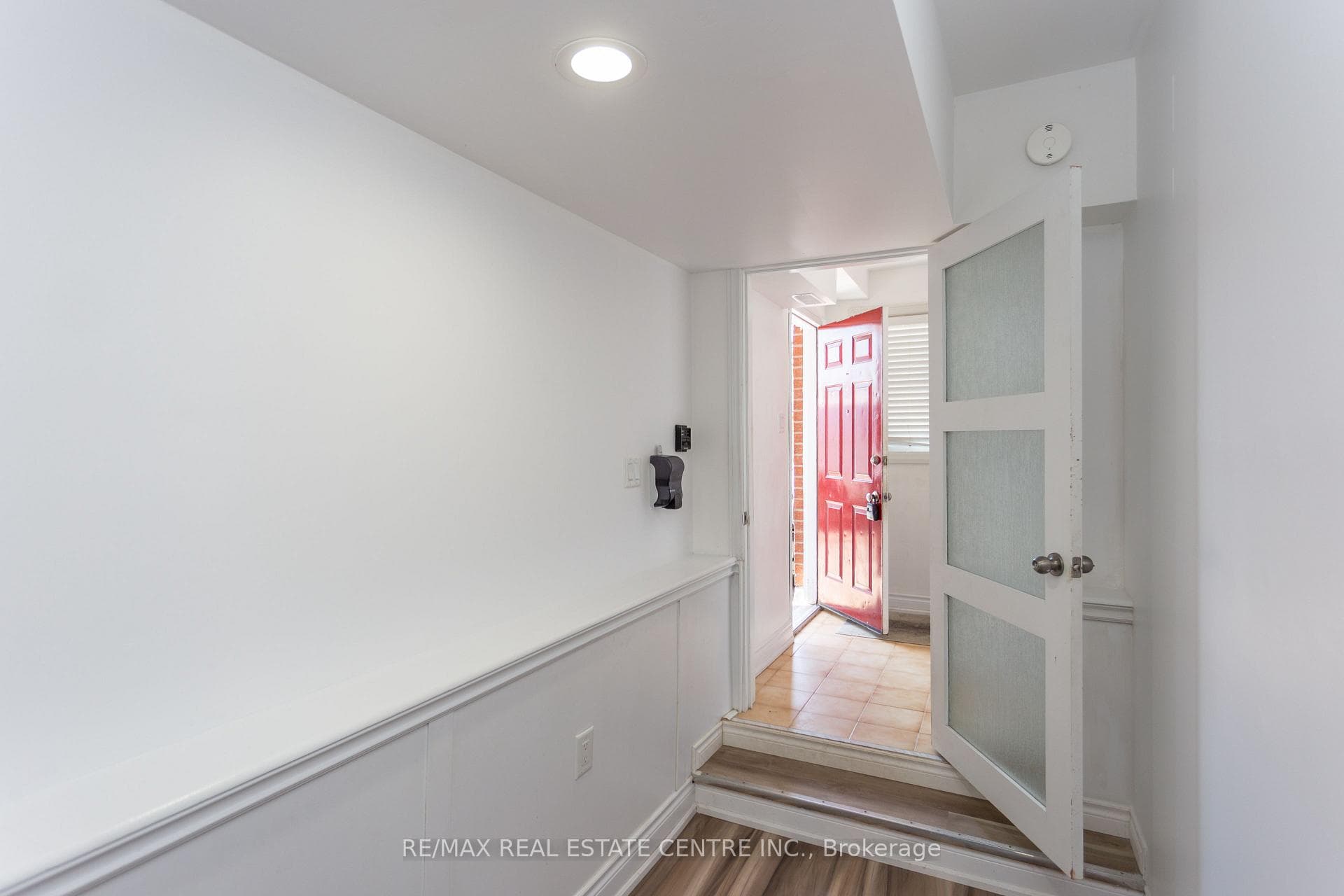 4386 Curia Crescent — property photo