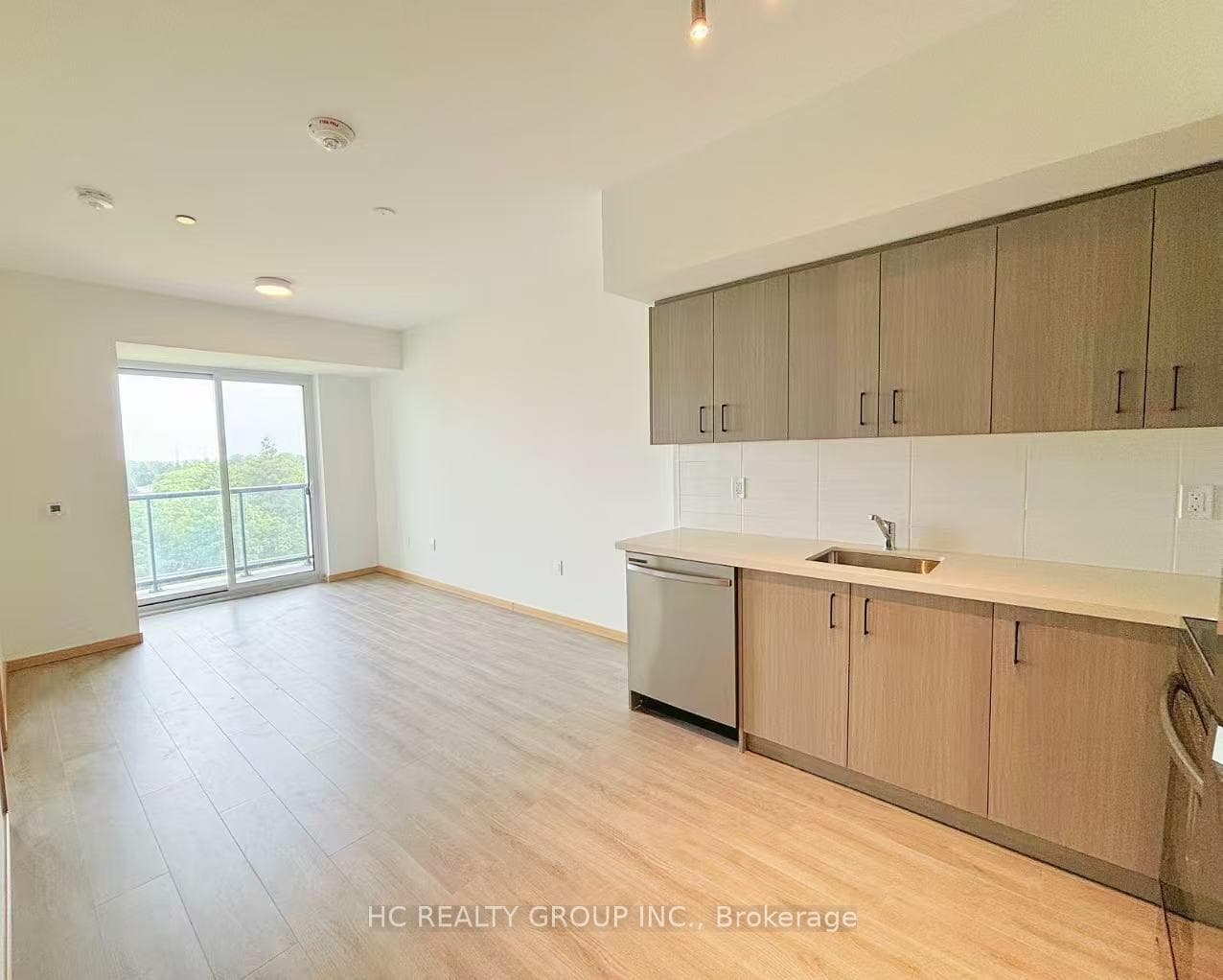 519- 3421 Sheppard Avenue — property photo