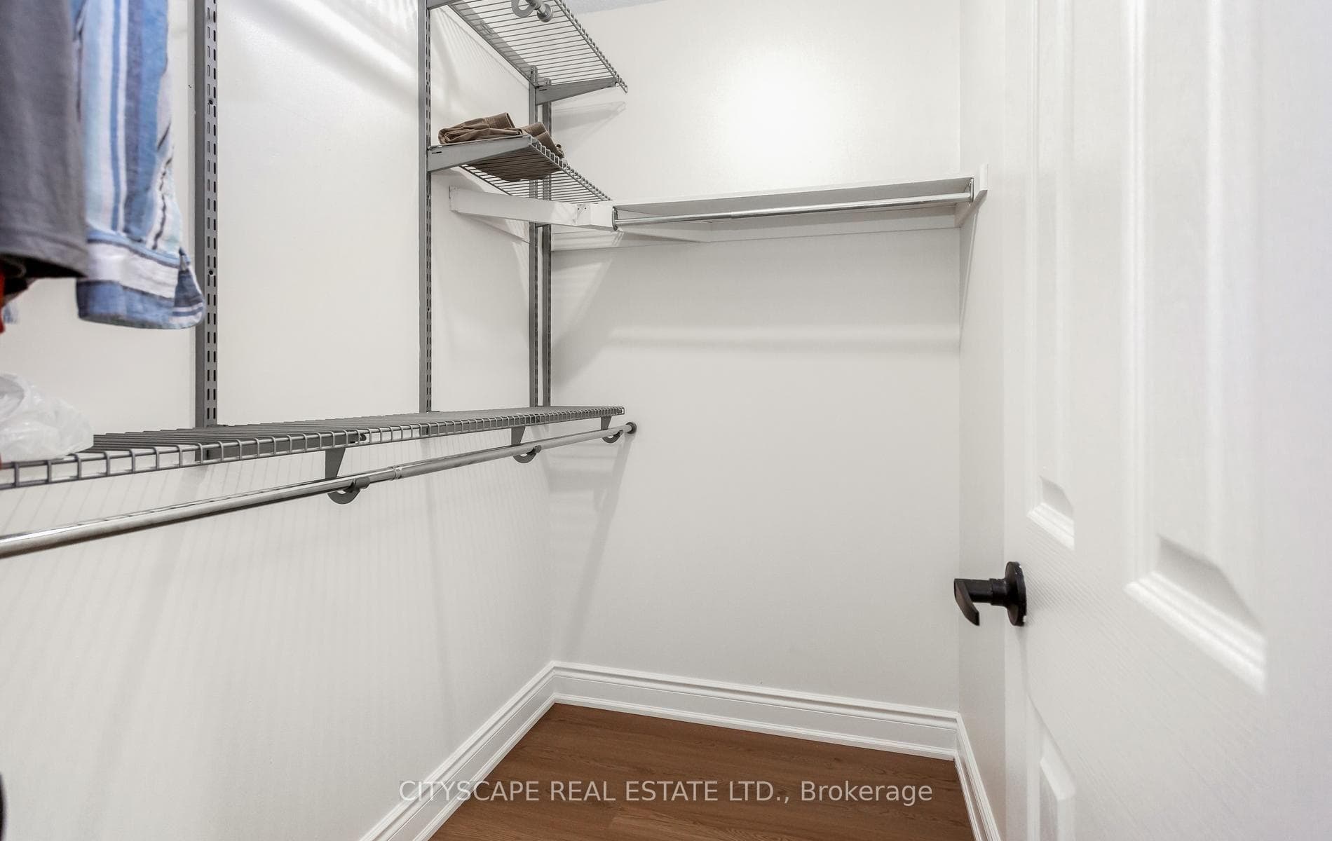5685 Topaz Place — property photo