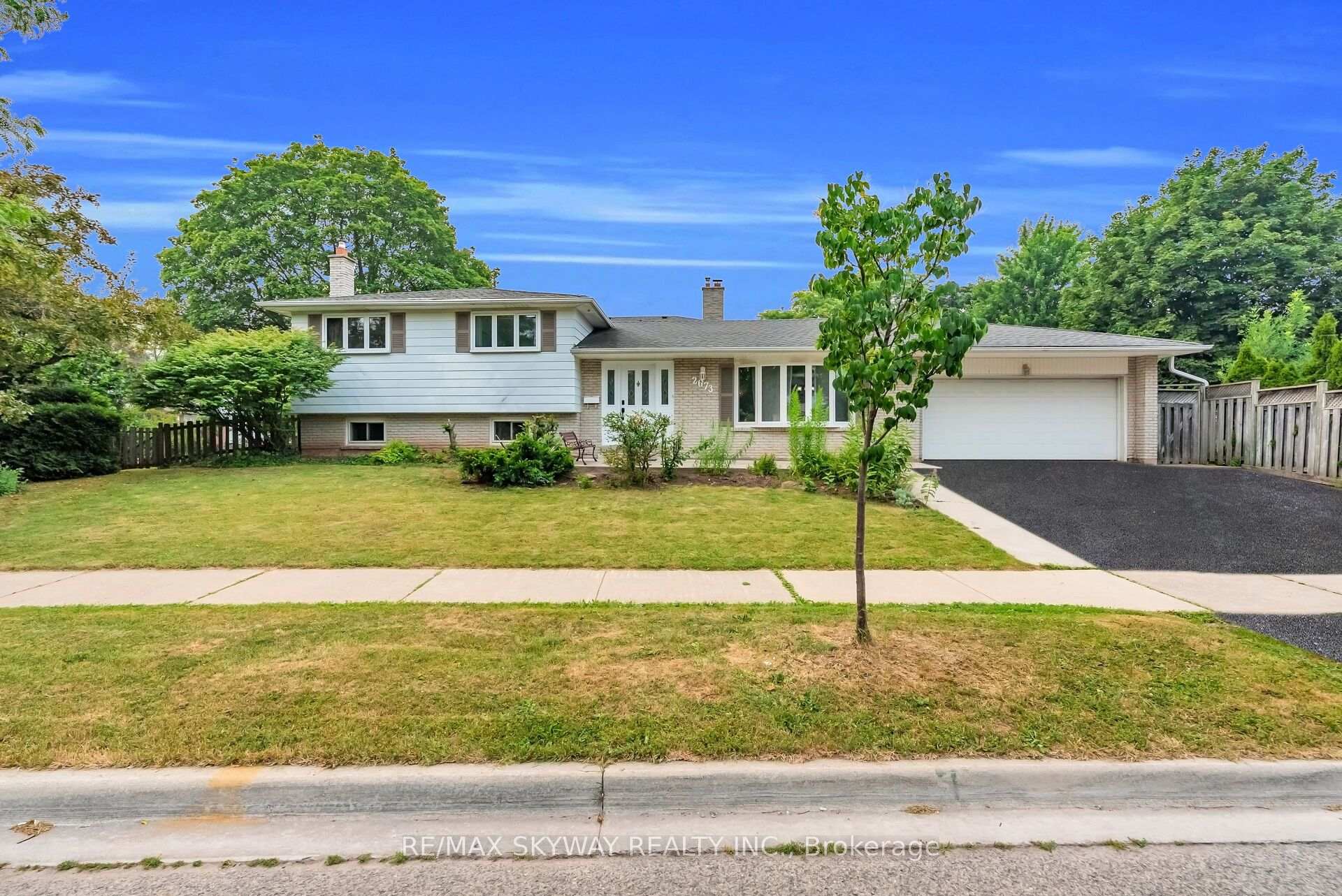 2673 Thorn Lodge Drive — property photo