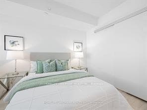 4211- 197 Yonge Street — property photo