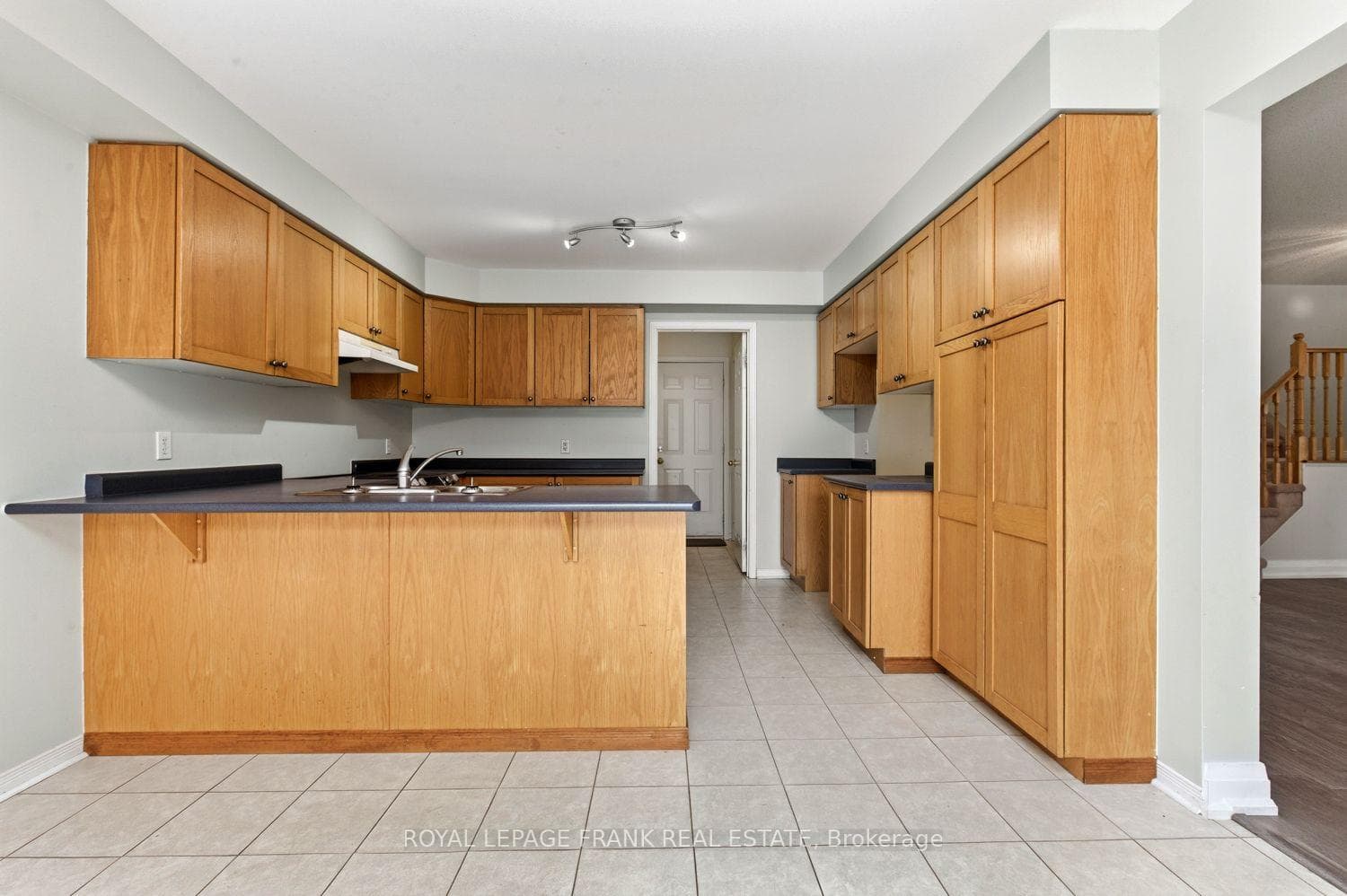 31 Gabrielle Crescent — property photo
