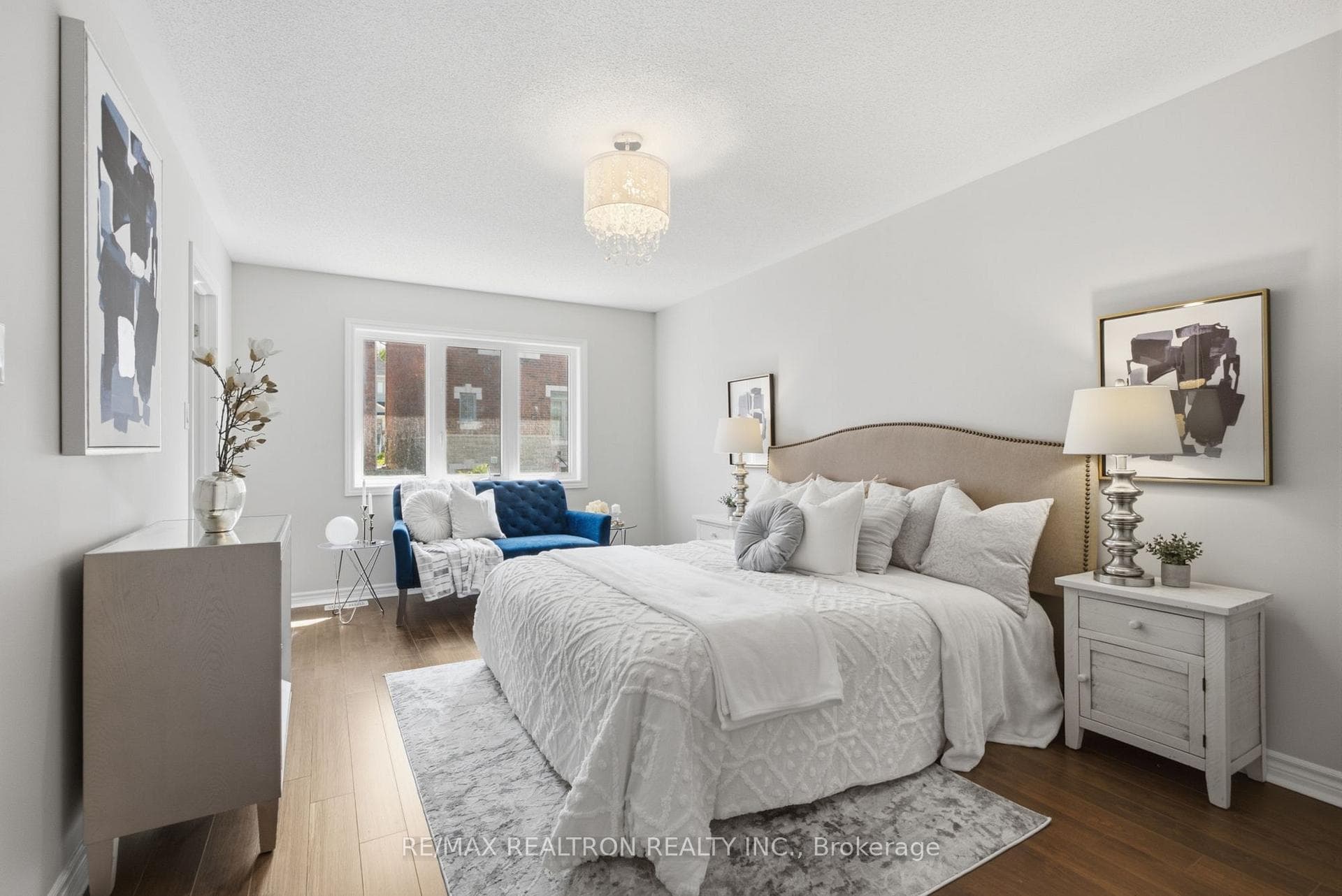 281 Sloss Court — property photo
