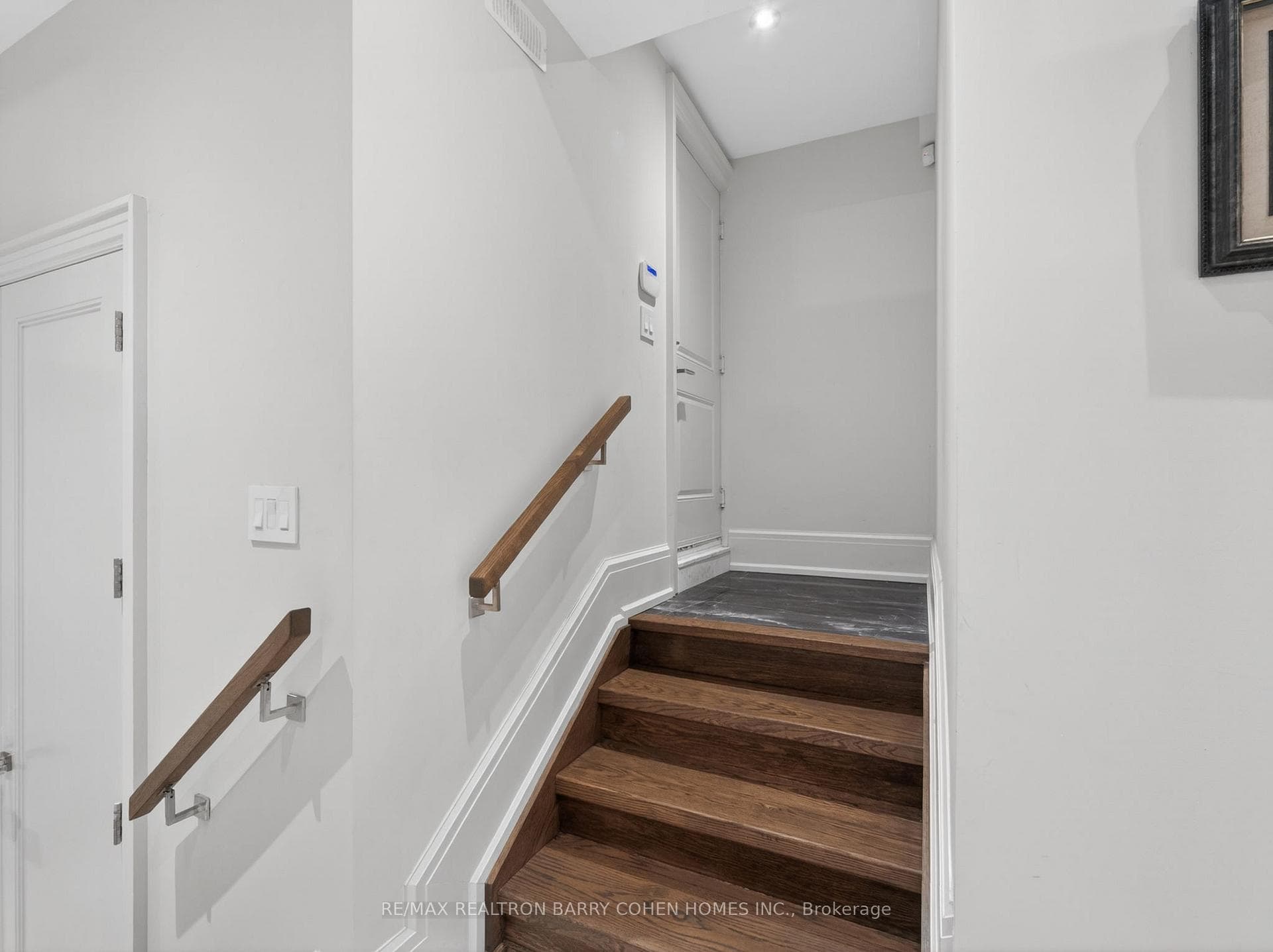205 Northwood Drive — property photo