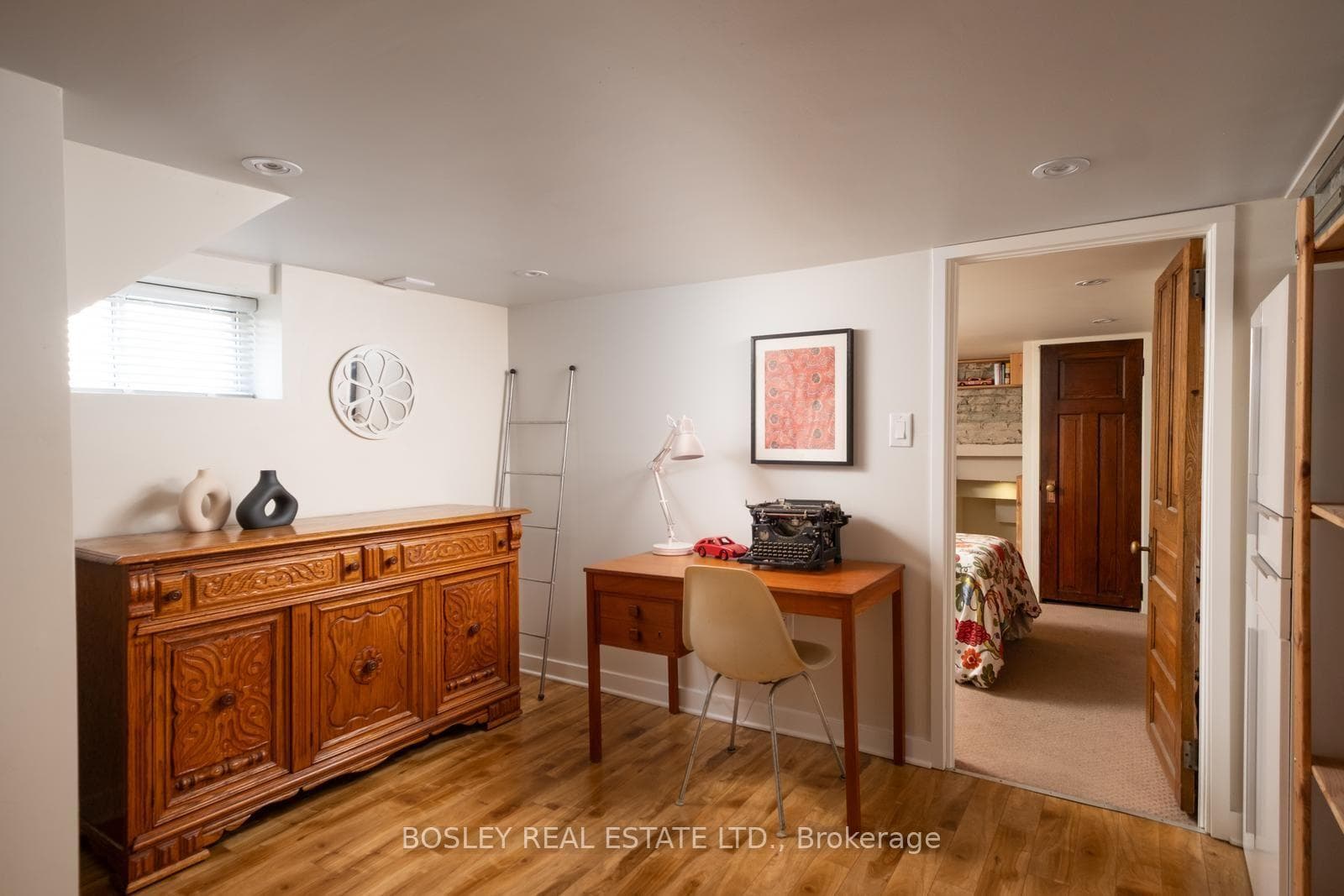 188 Rosemount Avenue — property photo