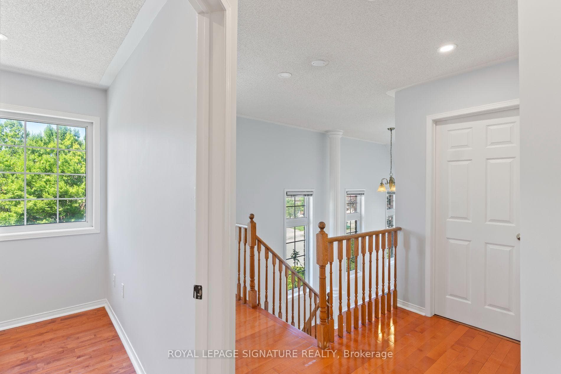 1313 Inuit Trail — property photo