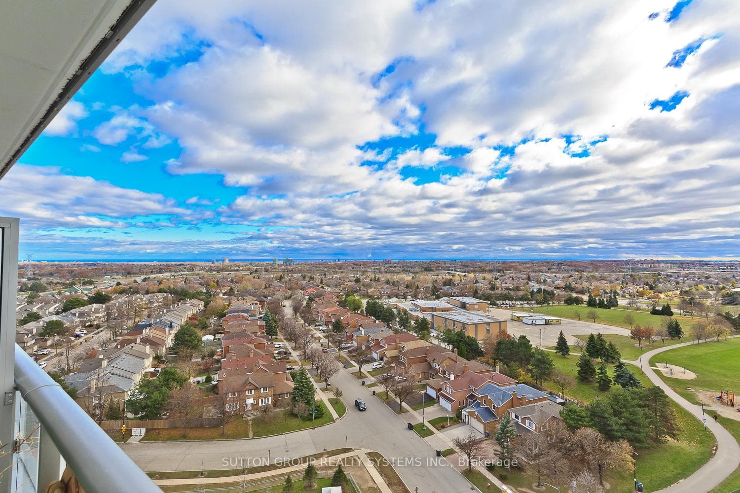 1409- 4655 Metcalfe Avenue — property photo