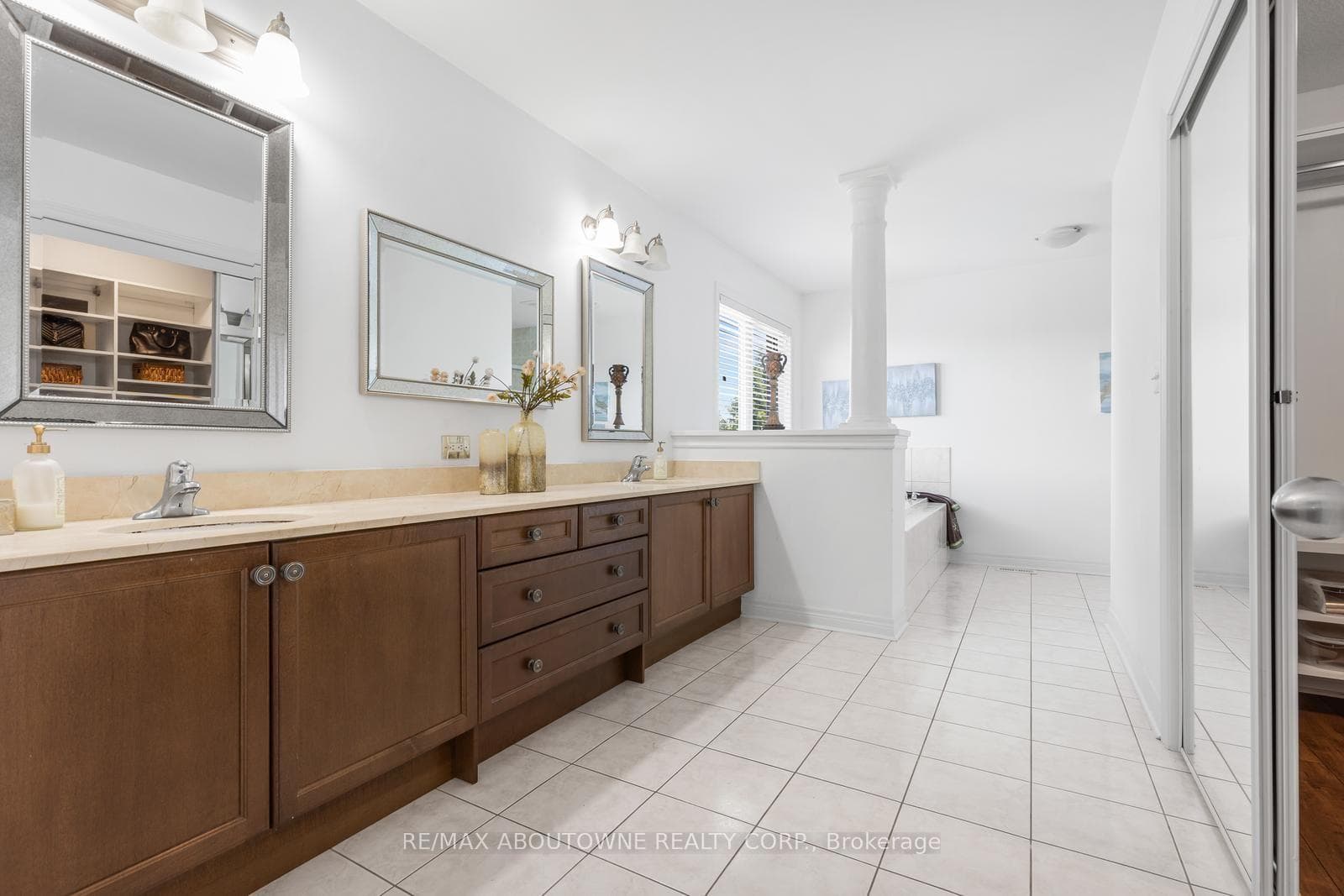 3308 Liptay Avenue — property photo