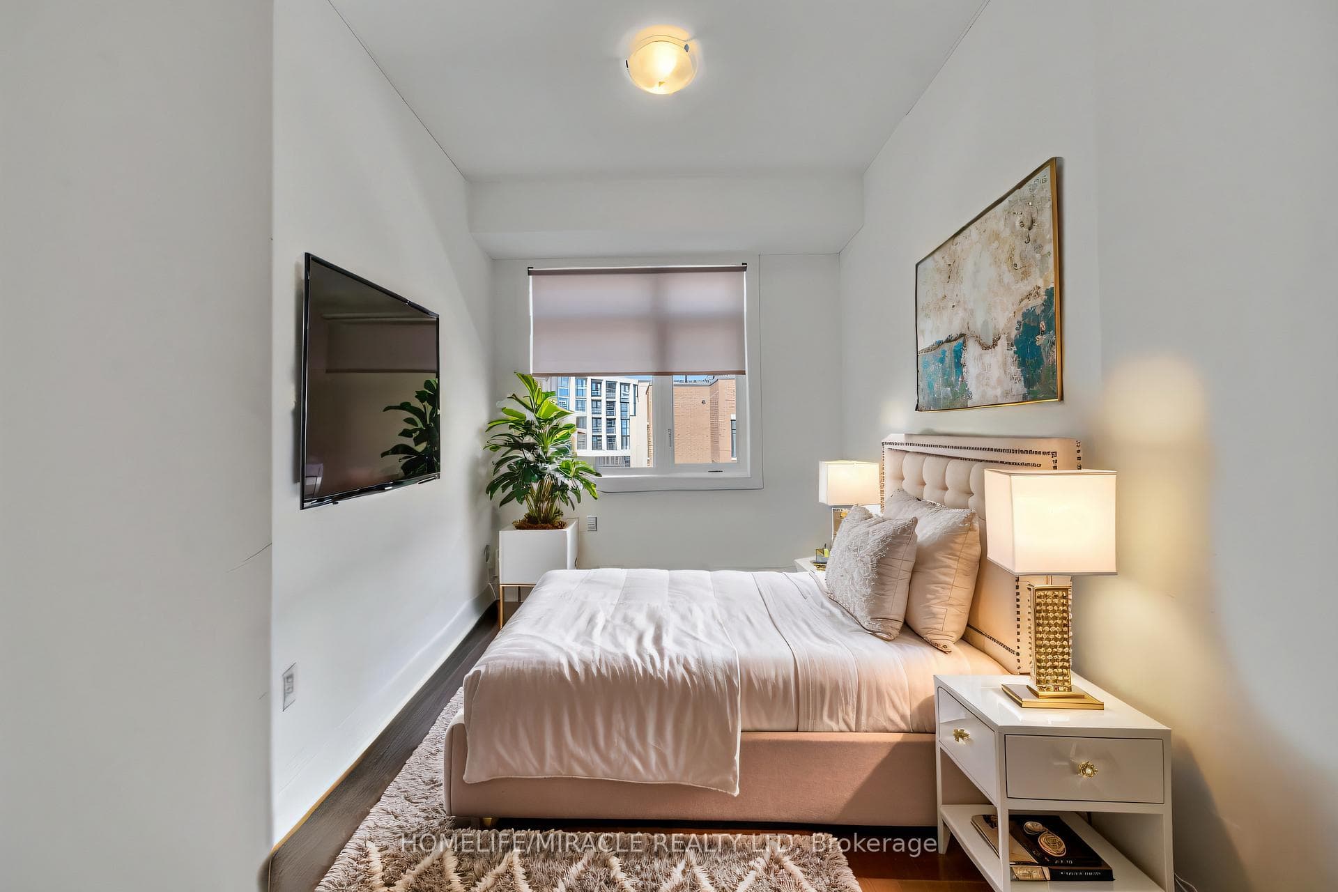 230- 1062 Douglas Mccurdy N/A — property photo