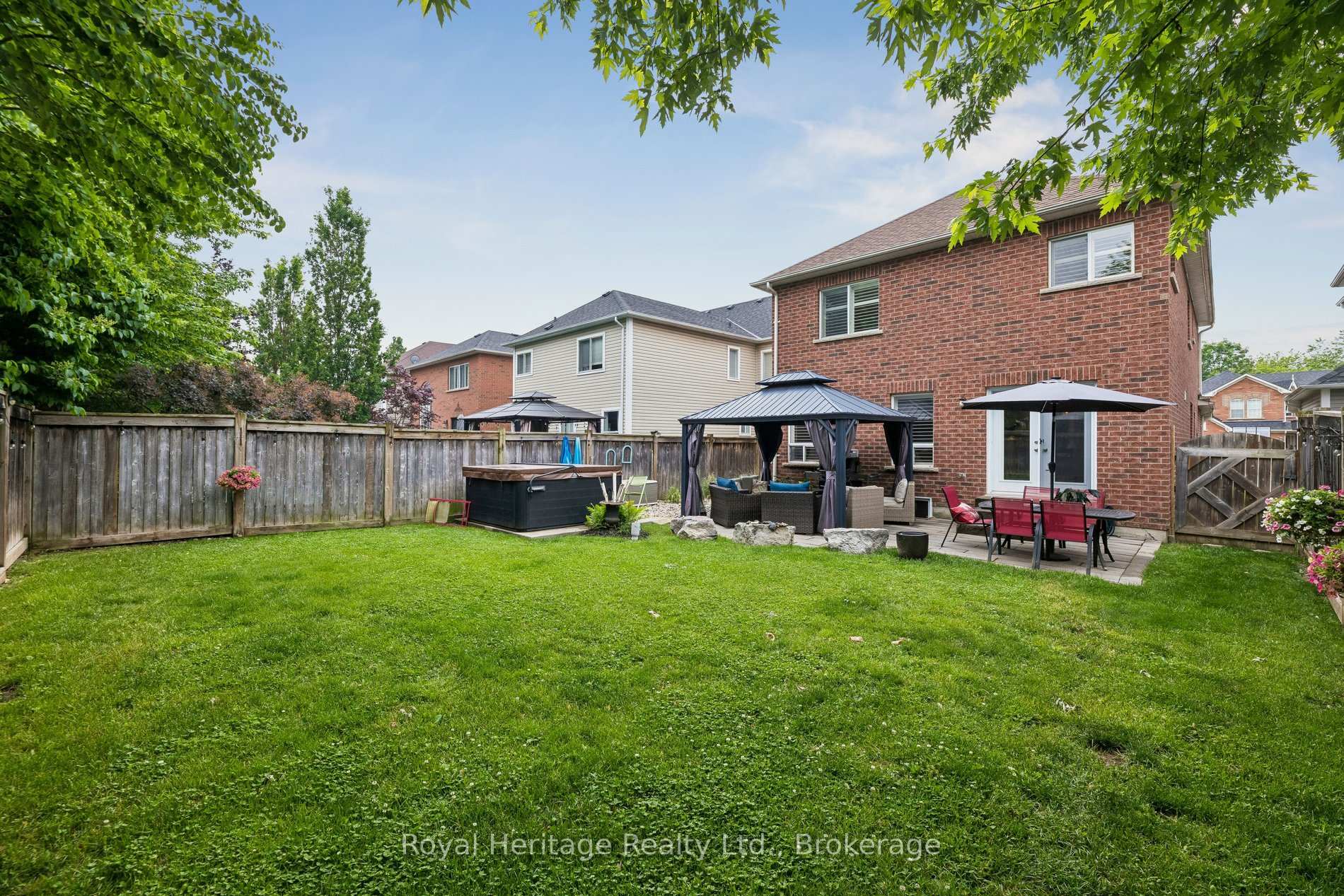 59 Bayberry Court — property photo