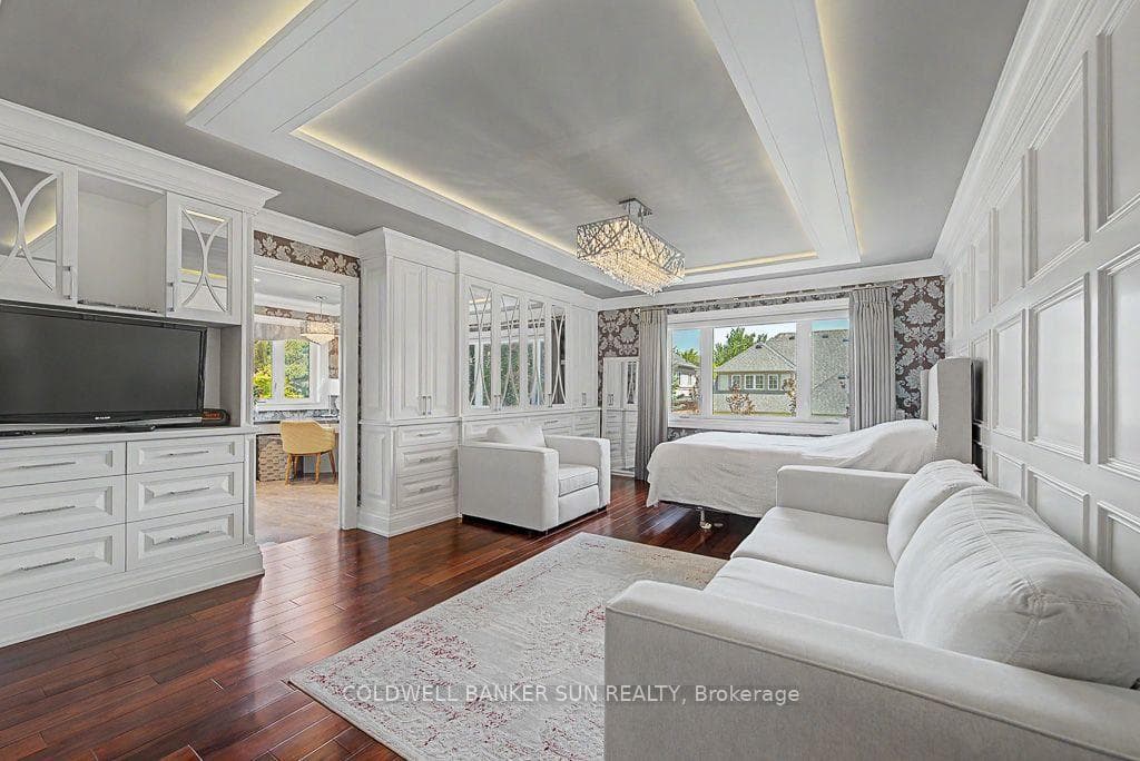 10 Pride Court — property photo