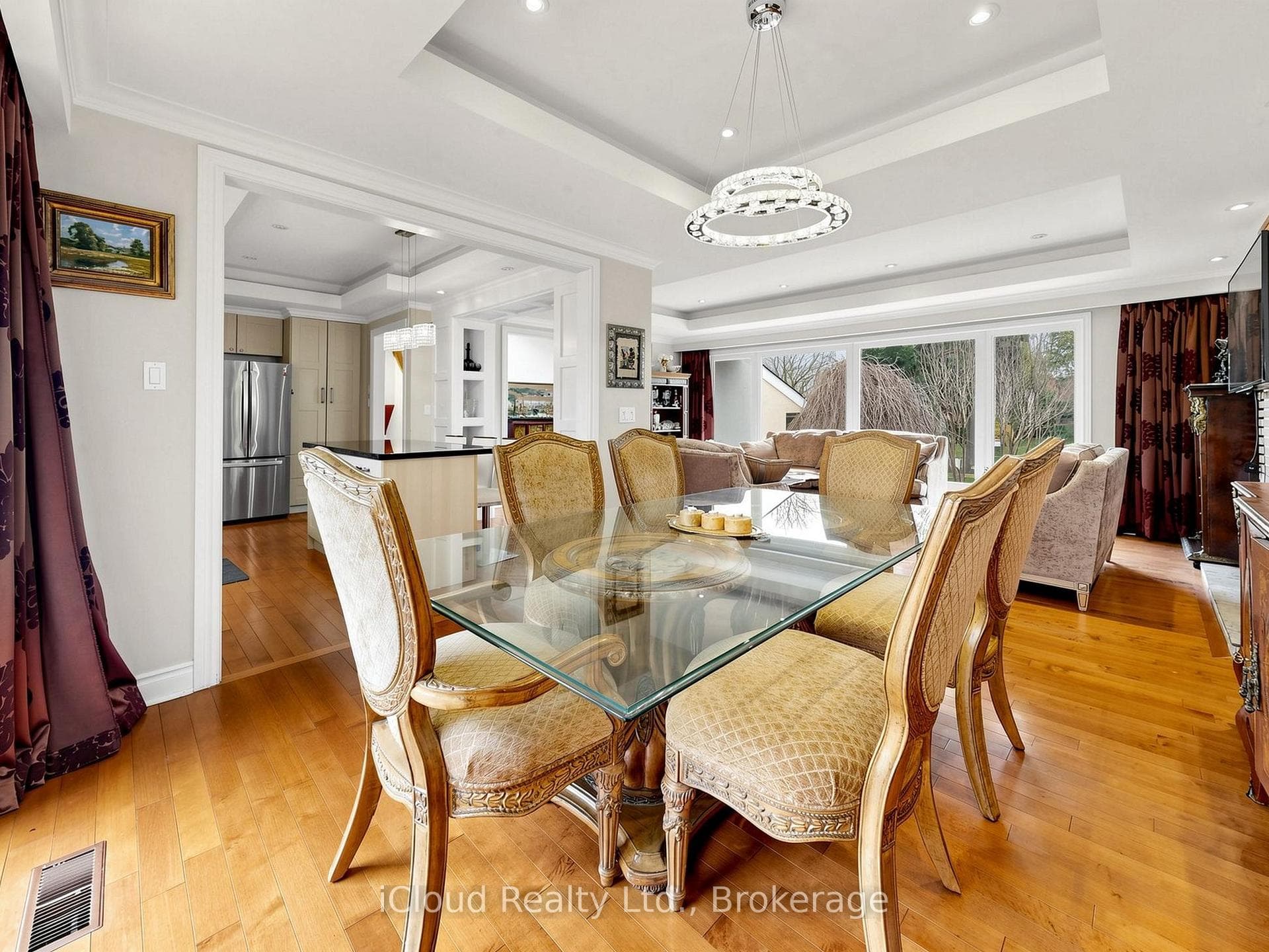 164 Munro Boulevard — property photo
