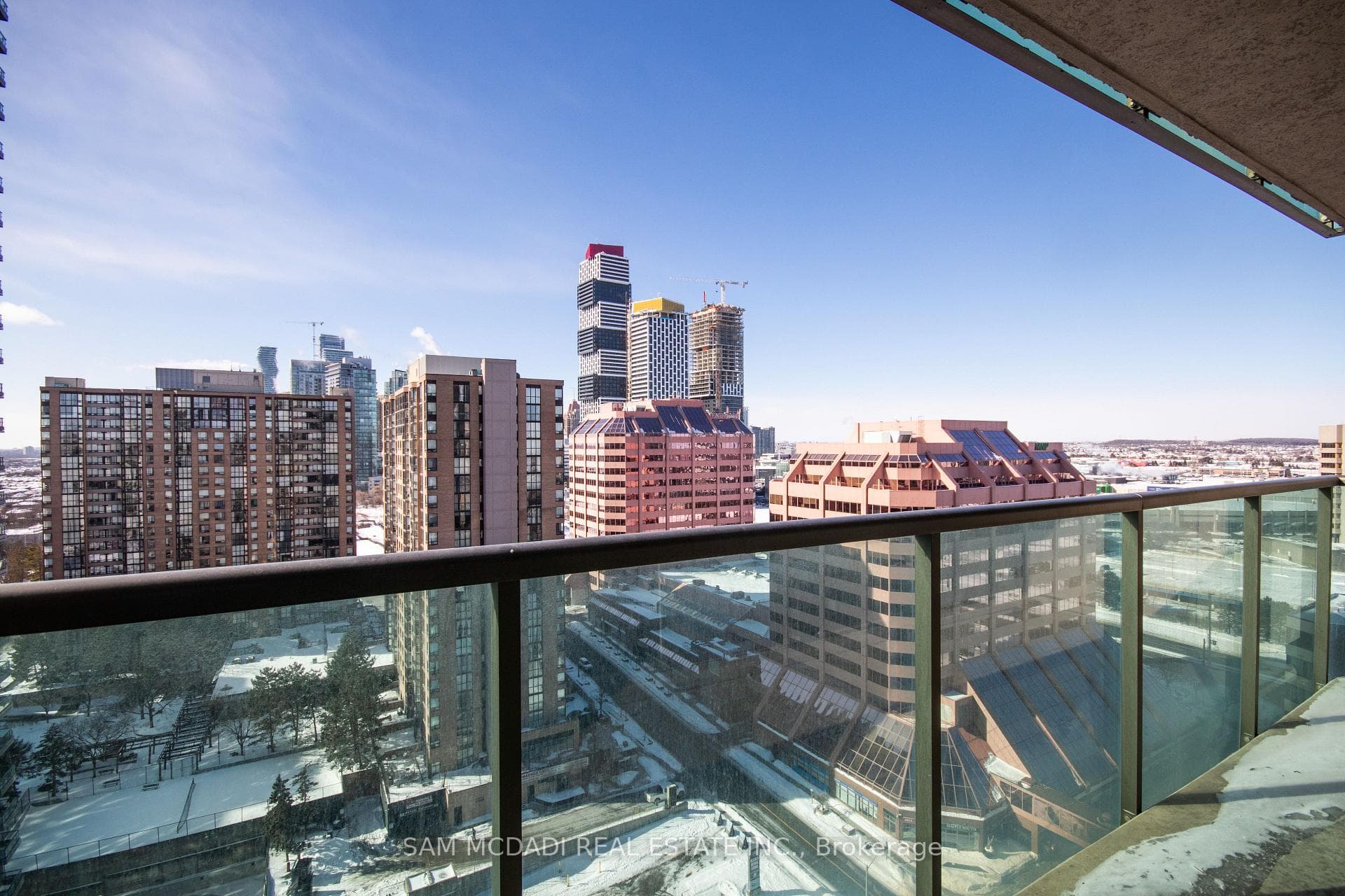 2205- 208 Enfield Place — property photo