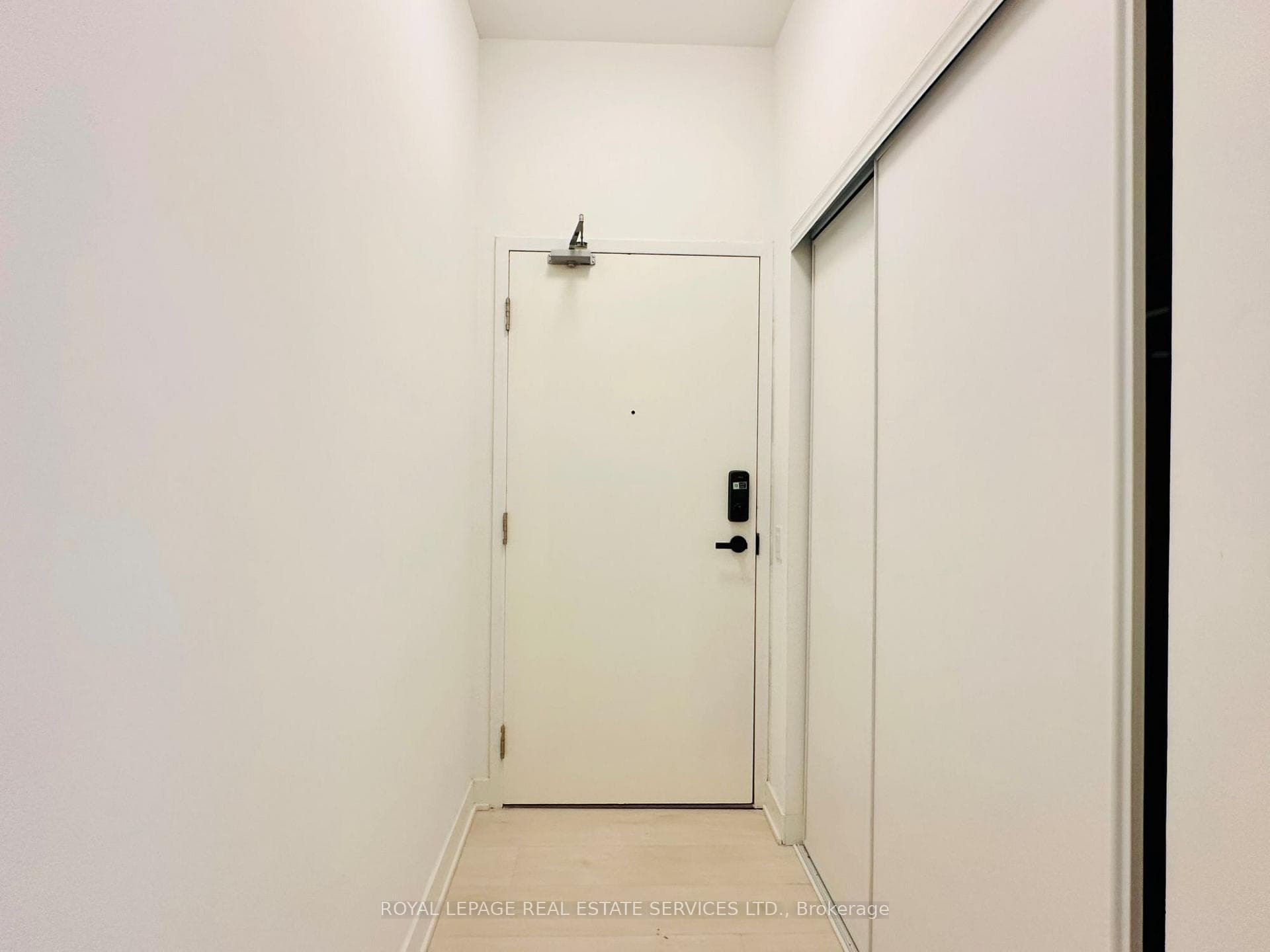 323- 3900 Confederation Parkway — property photo