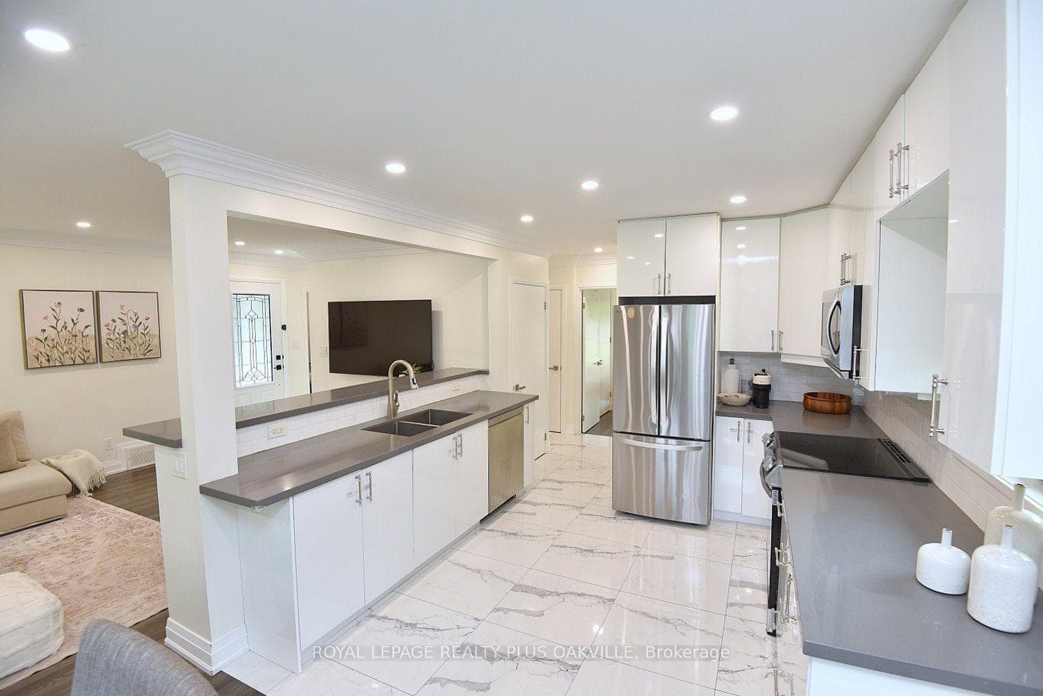 2110 Munden Road — property photo