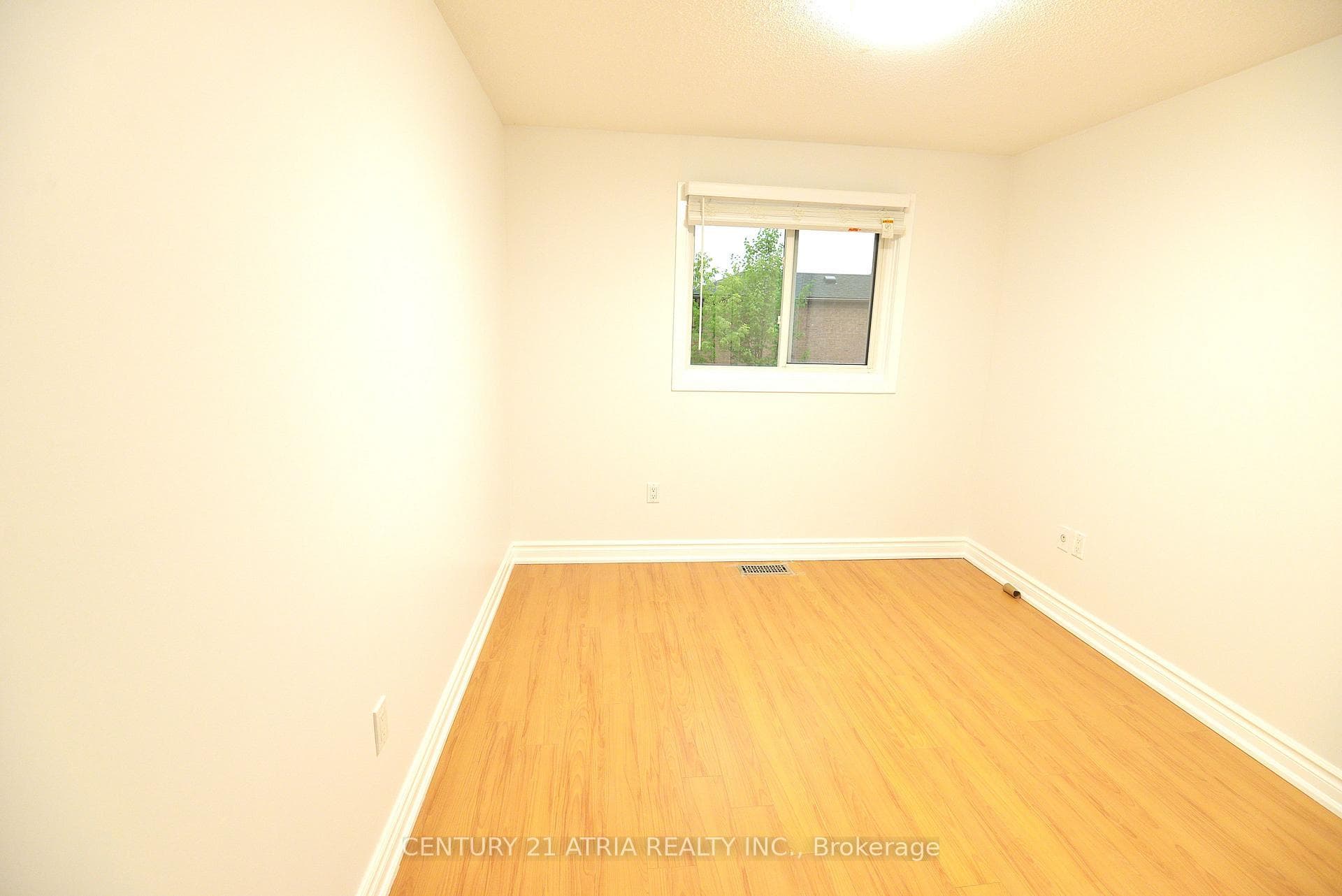 87 Radford Drive — property photo