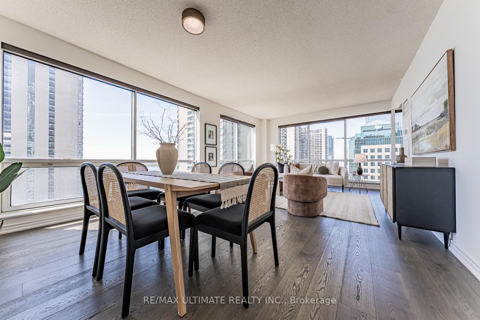 2206- 10 Queens Quay — property photo