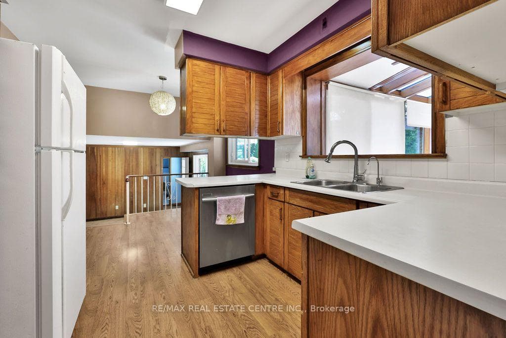 1366 Aldo Drive — property photo